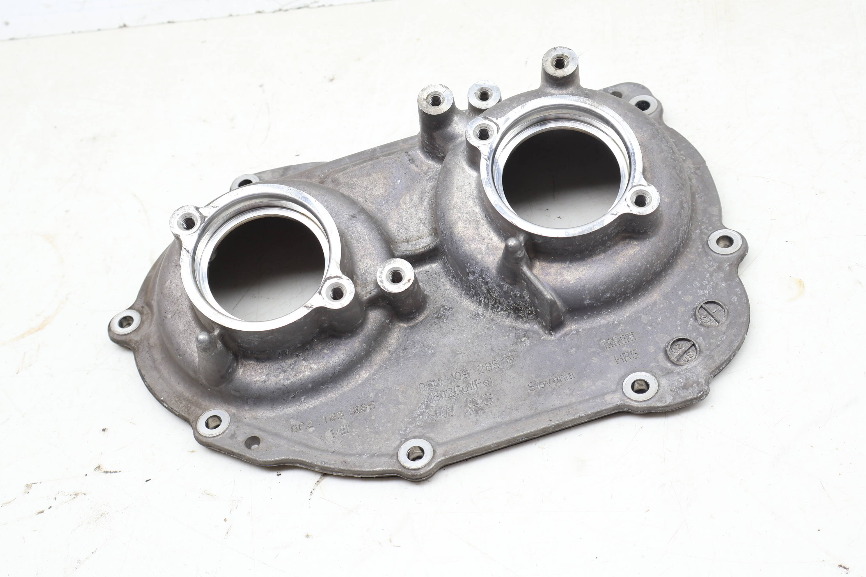 Engine Cylinder Head Timing Cover 06M109285F 9A710928506