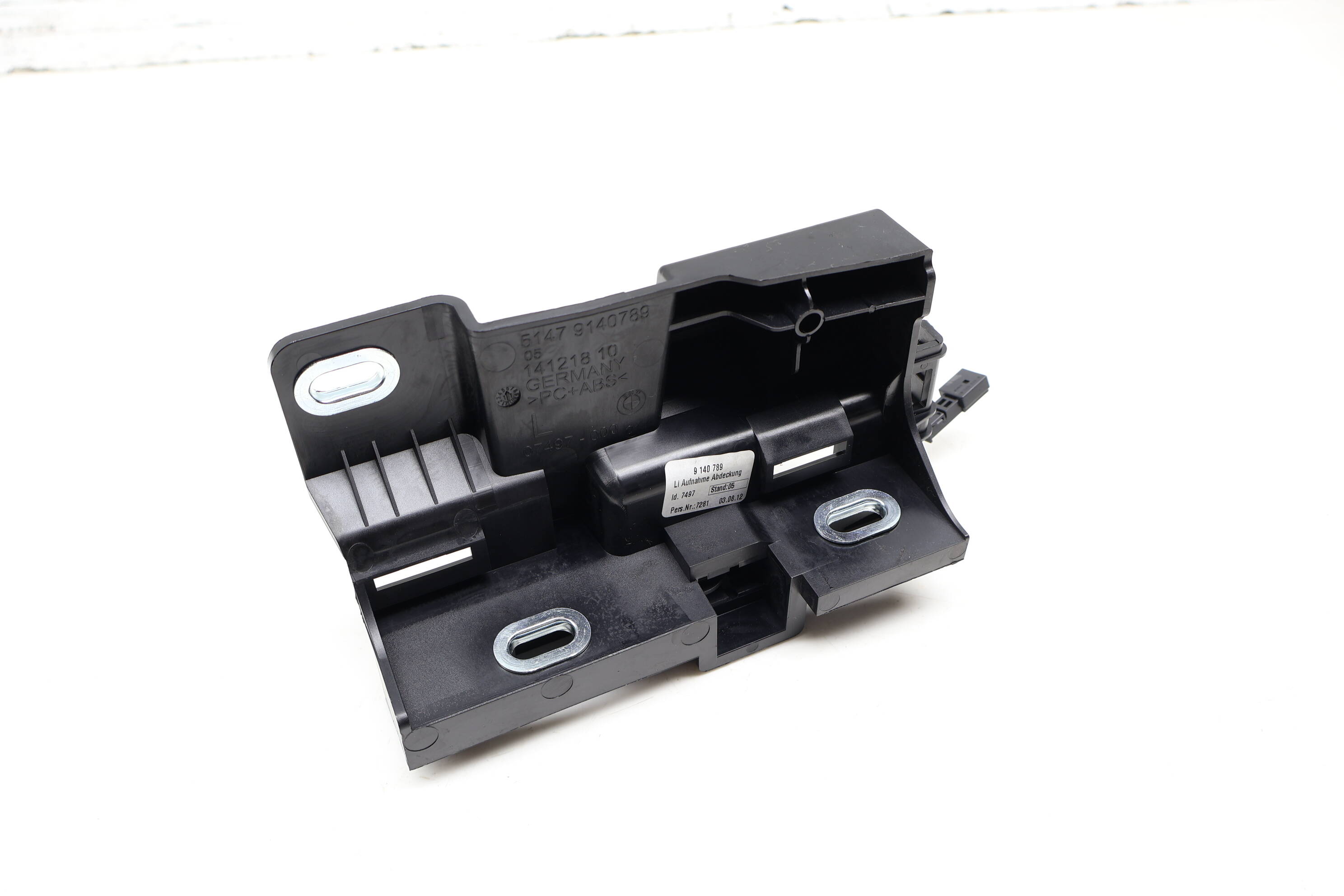 Trunk Floor Support Bracket 51479140789