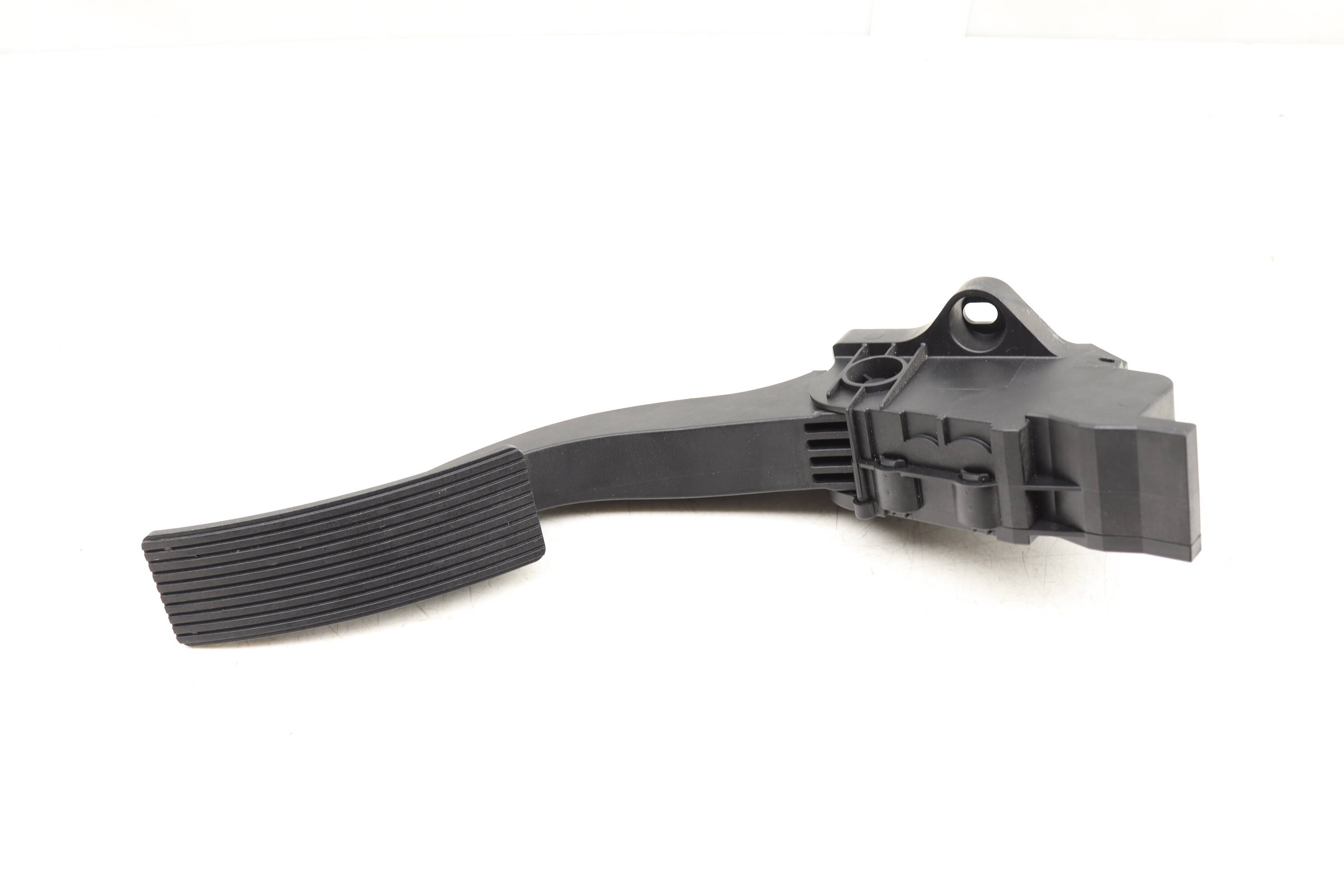 Gas Pedal / Accelerator Module 2463001404