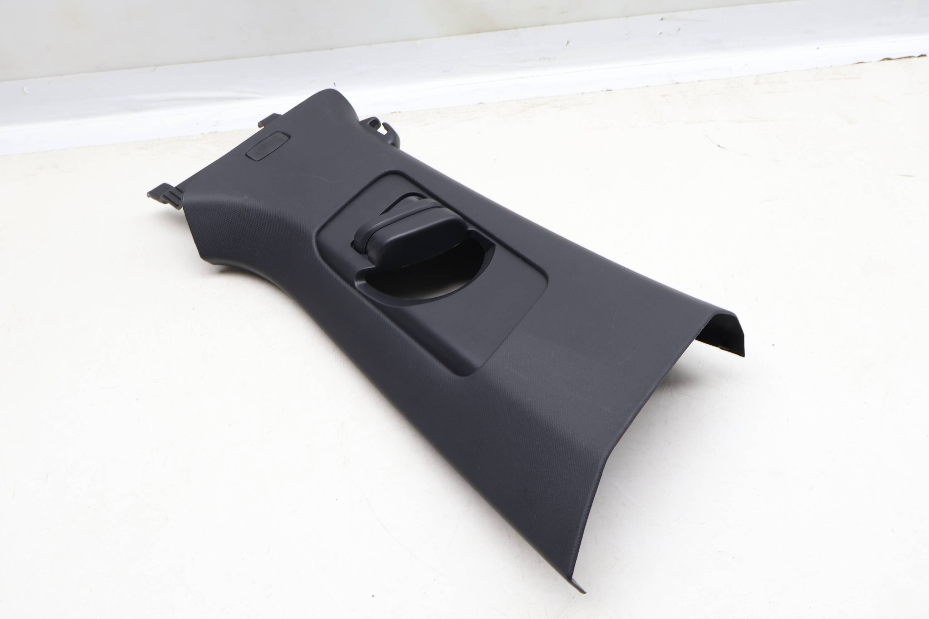 Upper B Pillar Trim / Panel 17A867244D