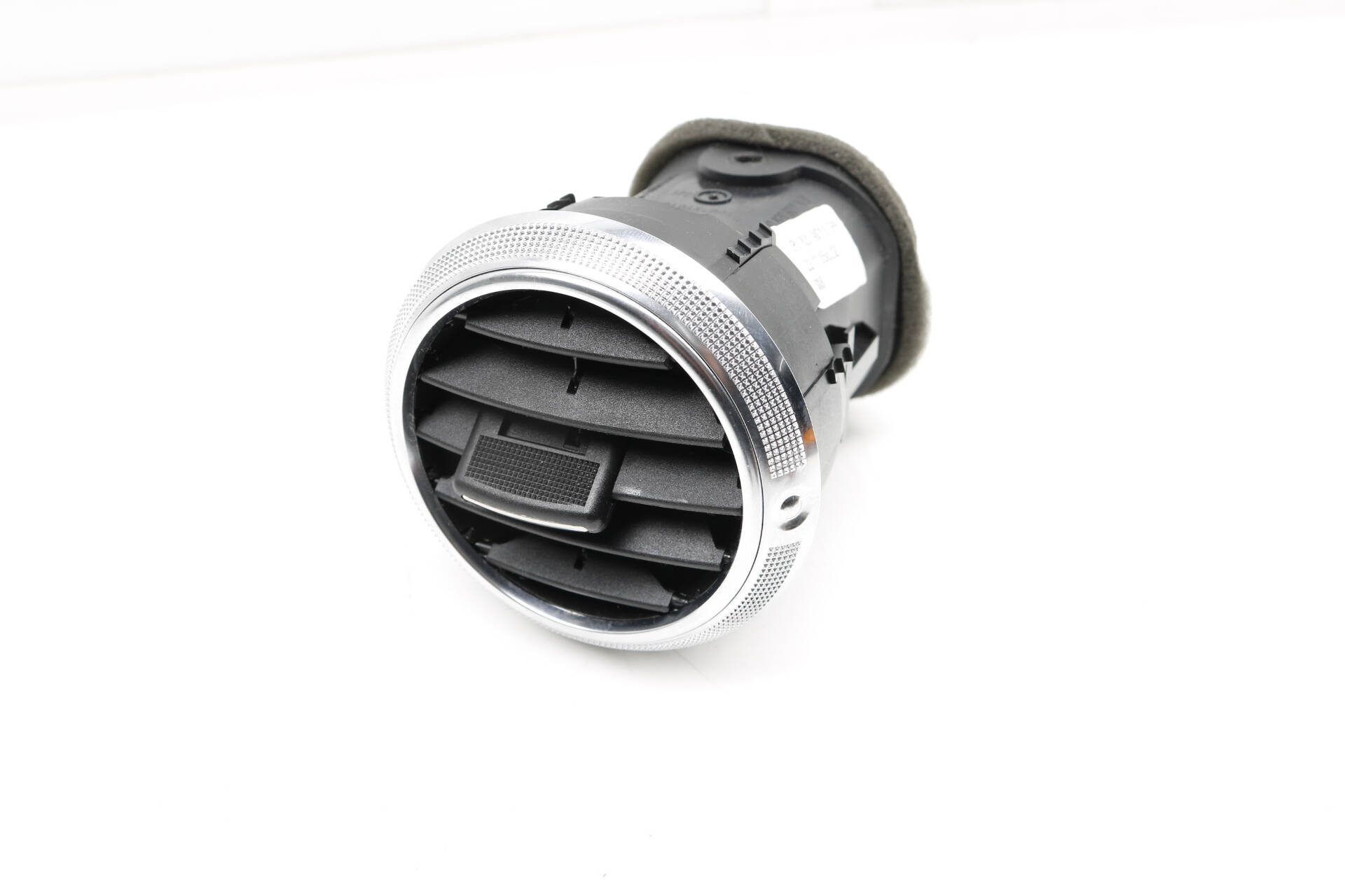 Dash&#x20;Air&#x20;Vent&#x20;8P0820901B