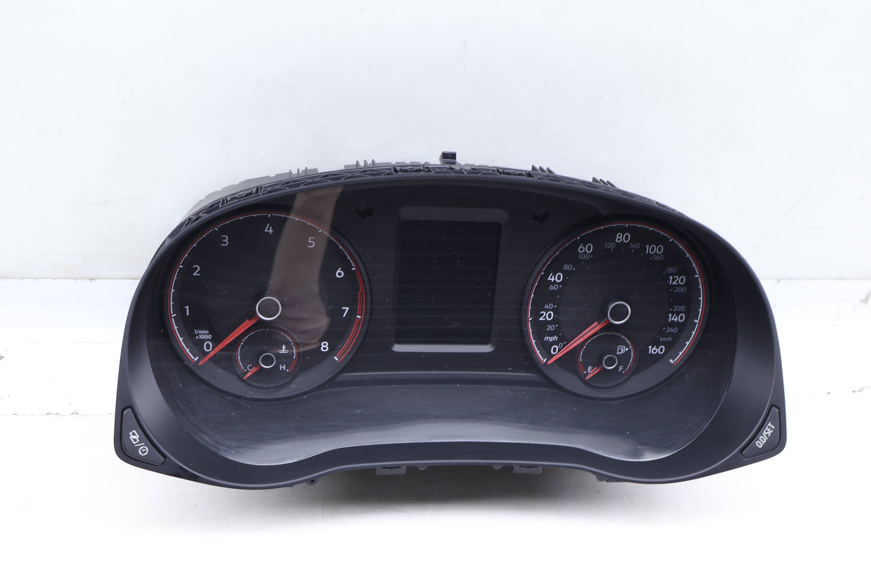 Instrument Cluster / Speedometer 561920981G
