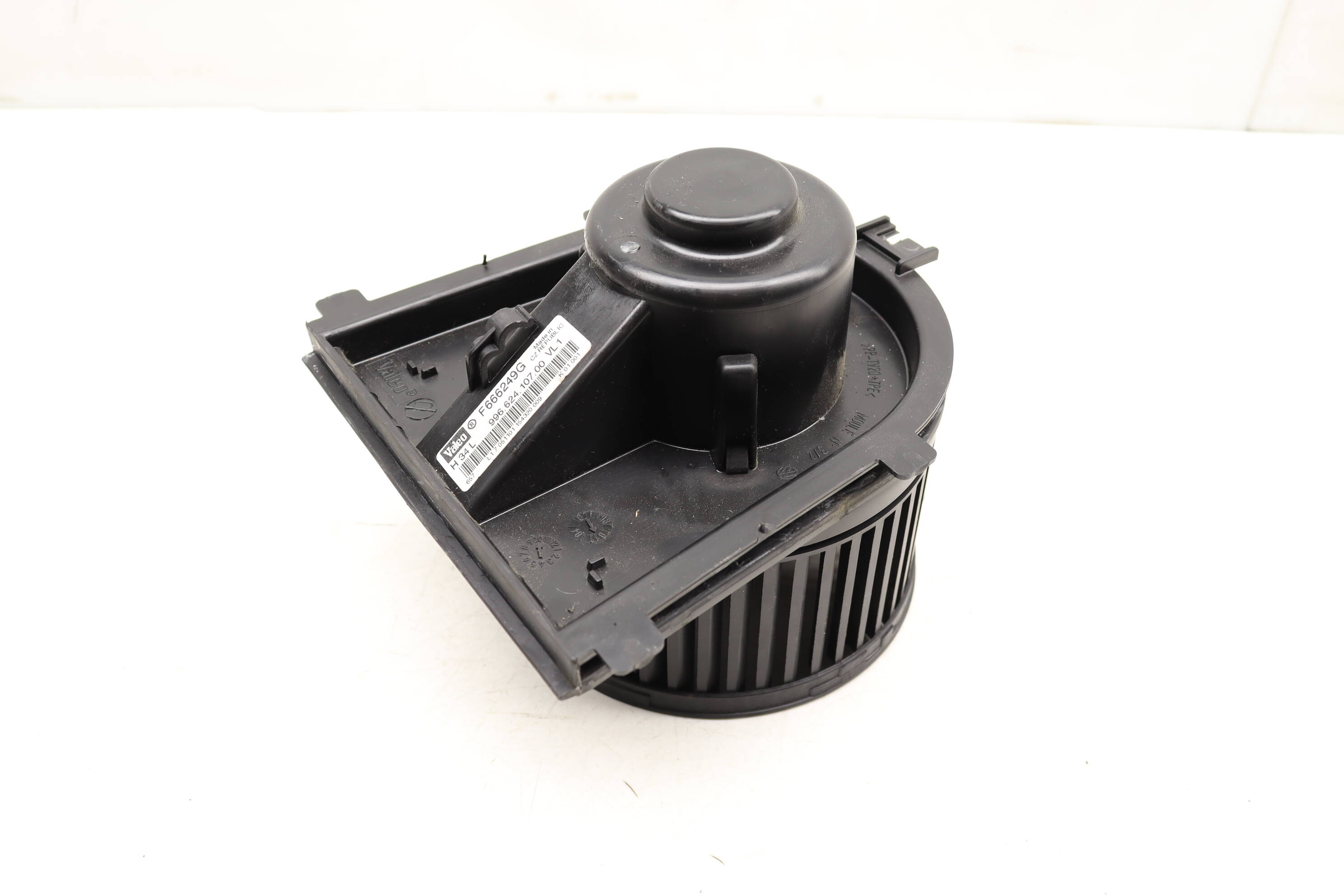 Blower Motor / Fan 99662410701