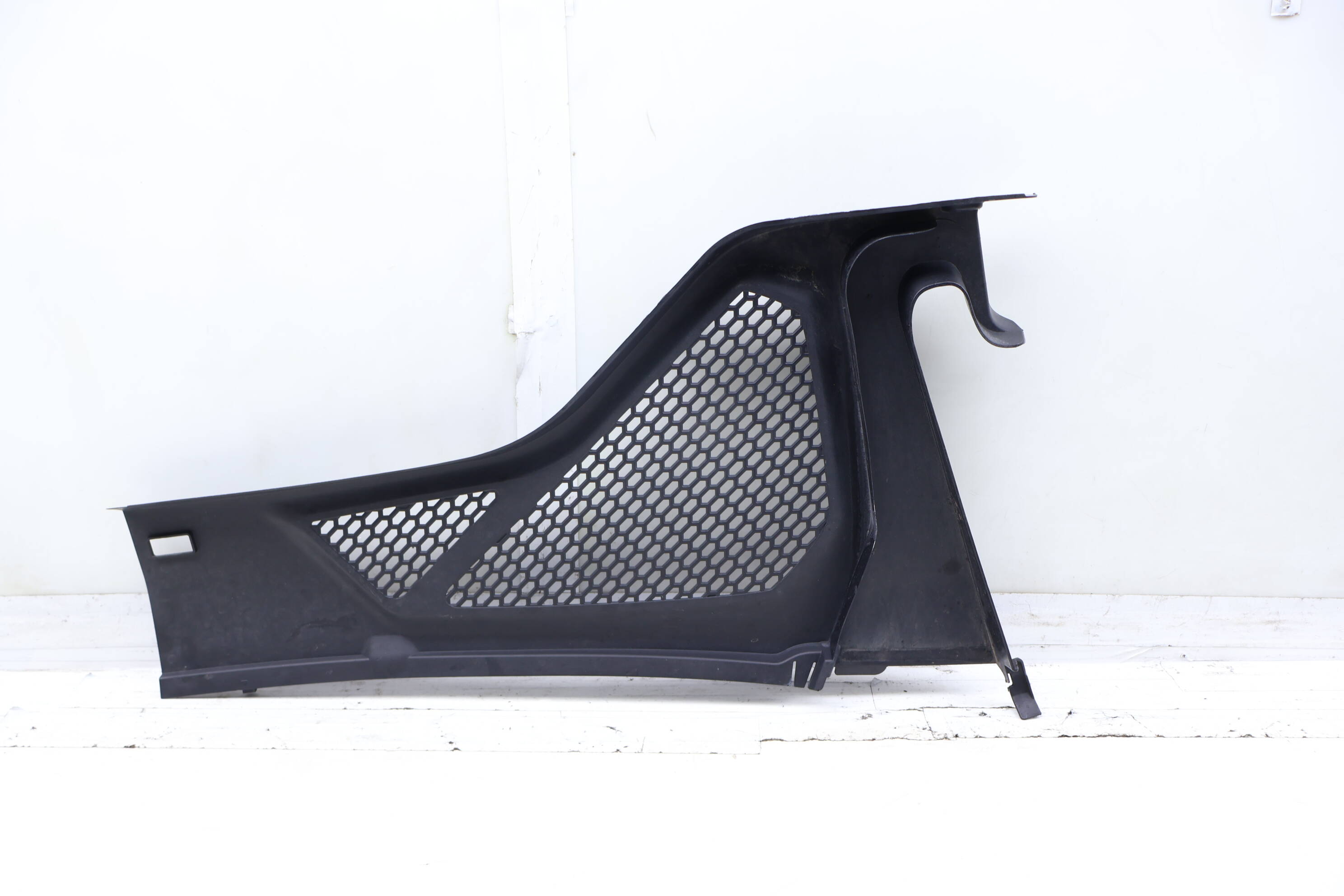 Slotted Firewall / Cowl Cover 64319245594