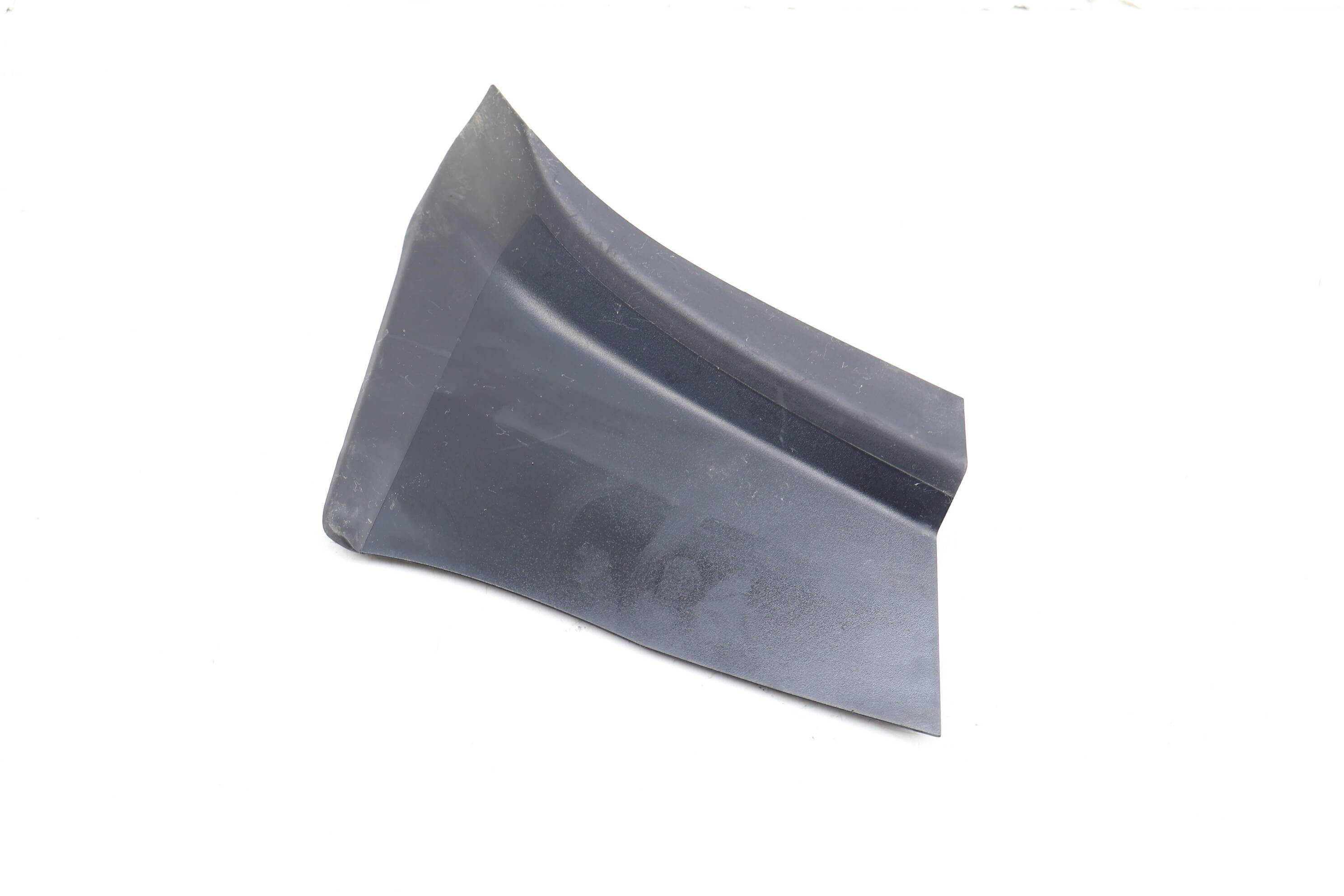 Tail Light / Lamp Trim 4G8945255A