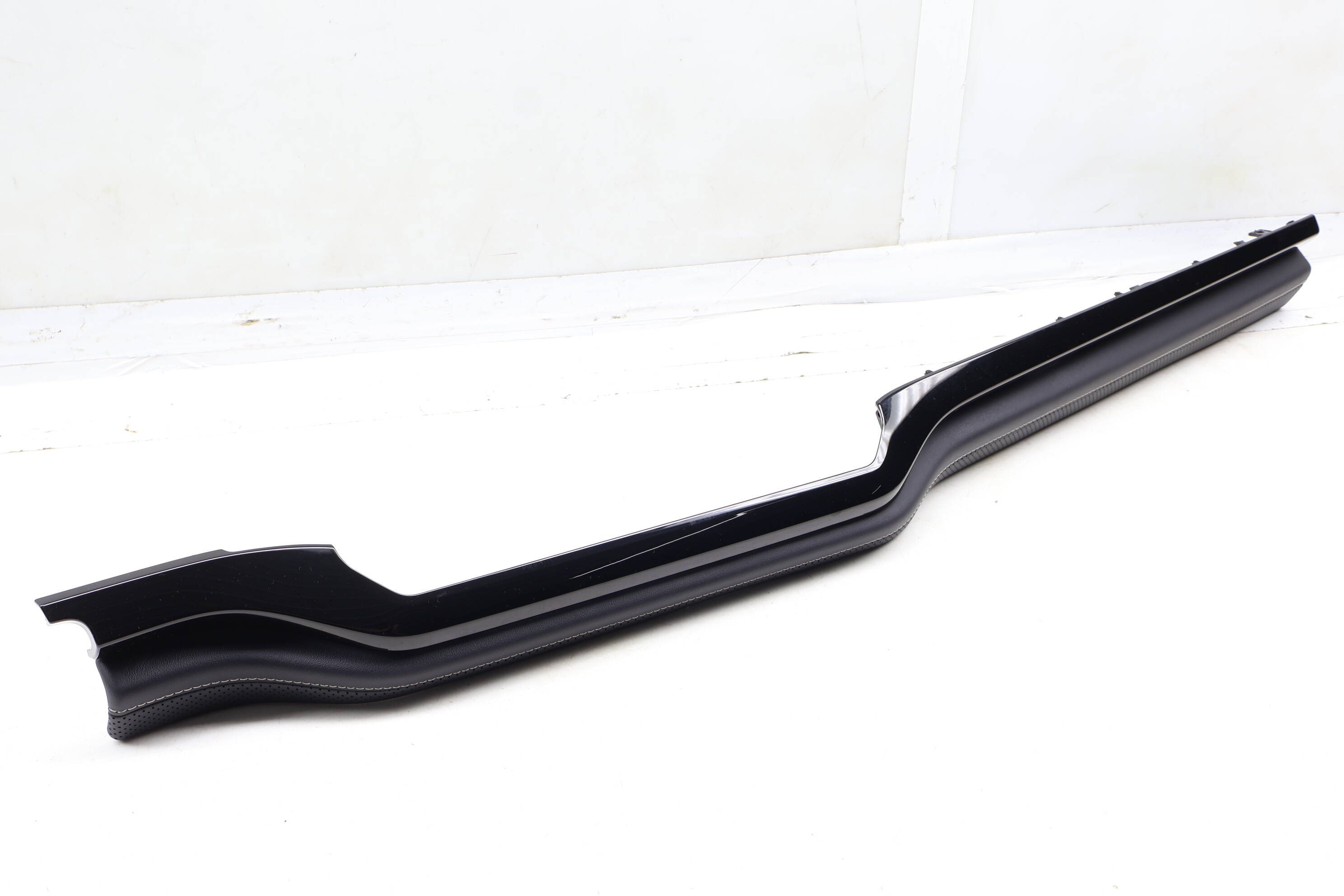 Dash Panel Trim / Molding 3CN858418L