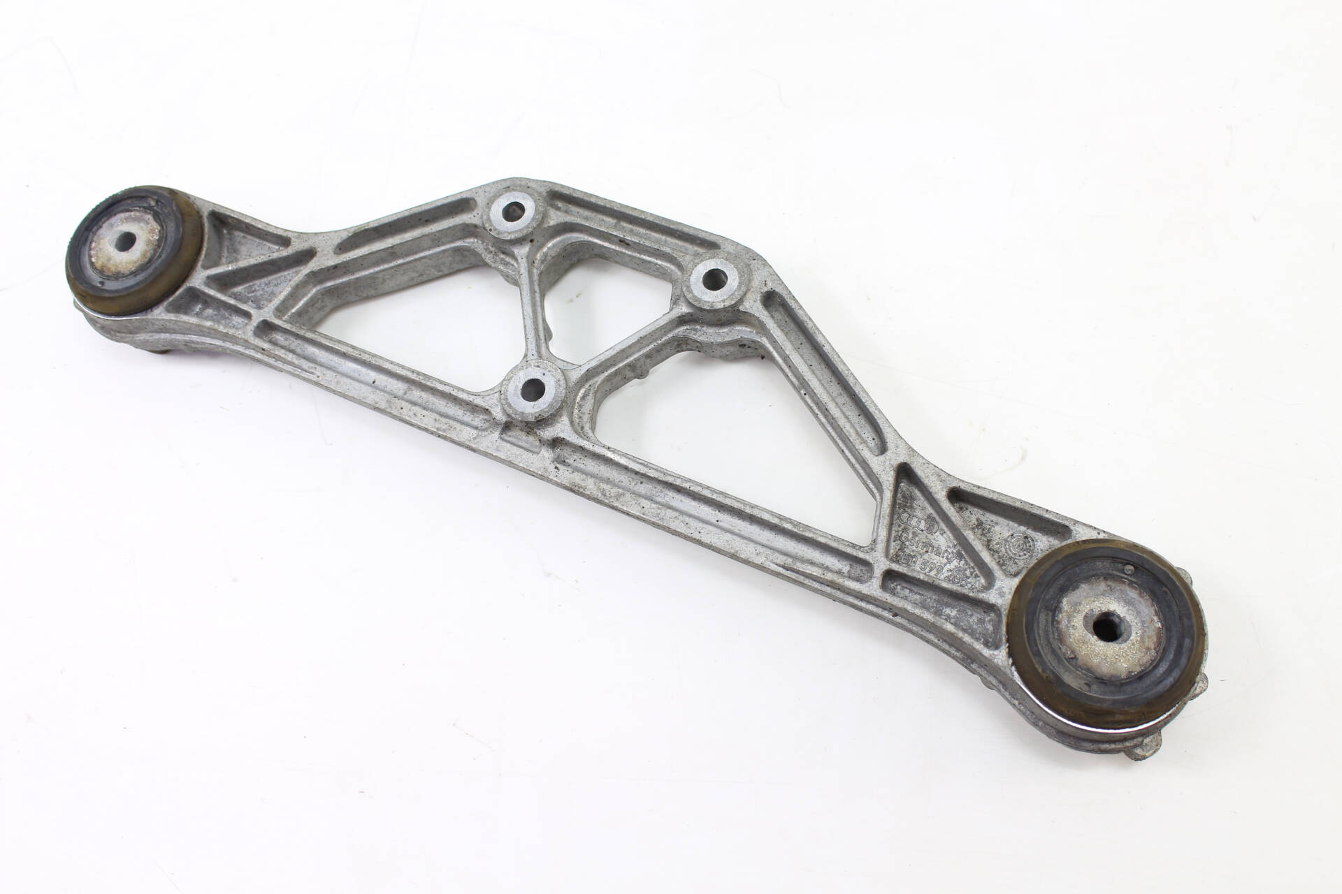 Differential Mount Bracket 4E0599285A