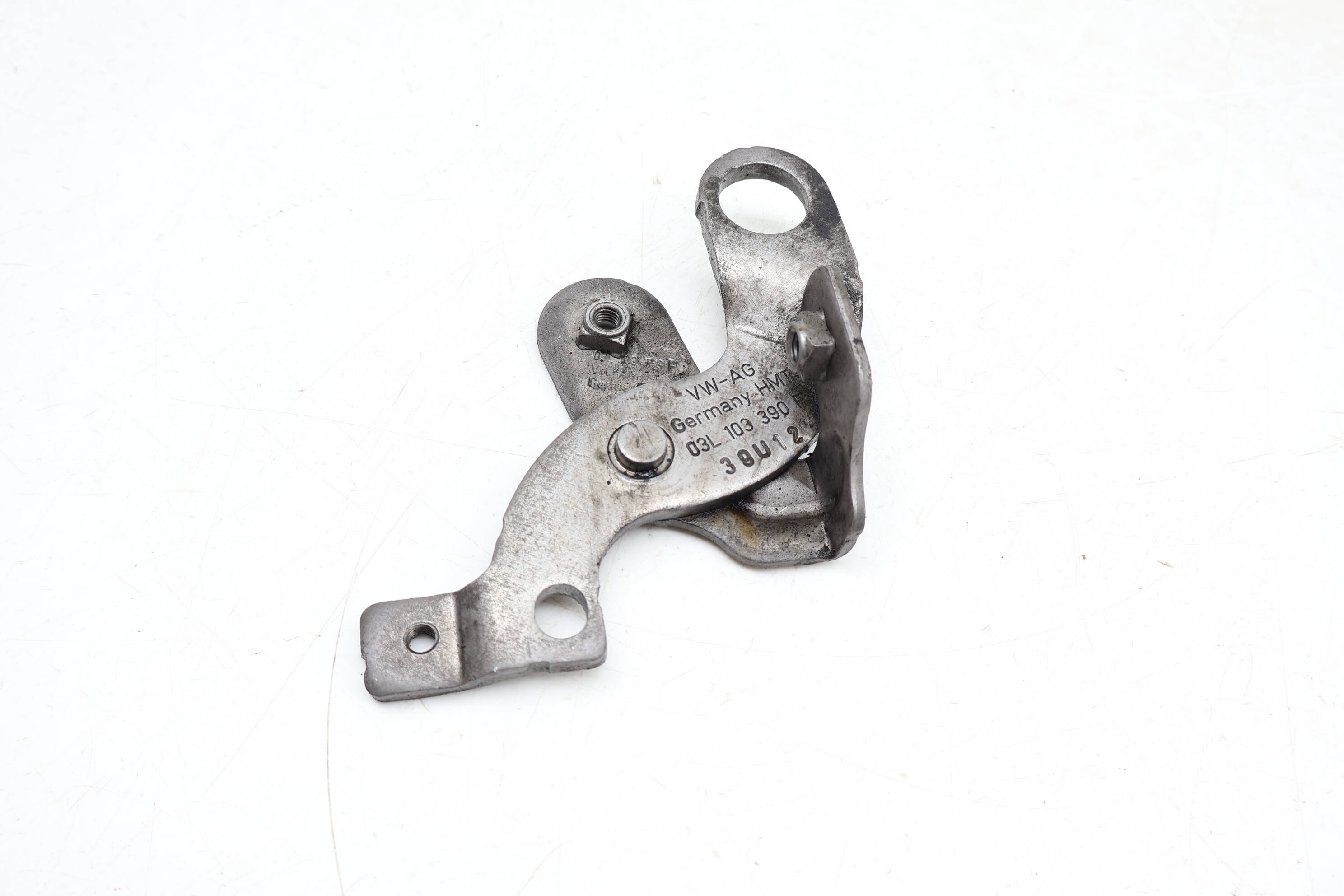 Engine Lifting Mount / Bracket 03L103390F