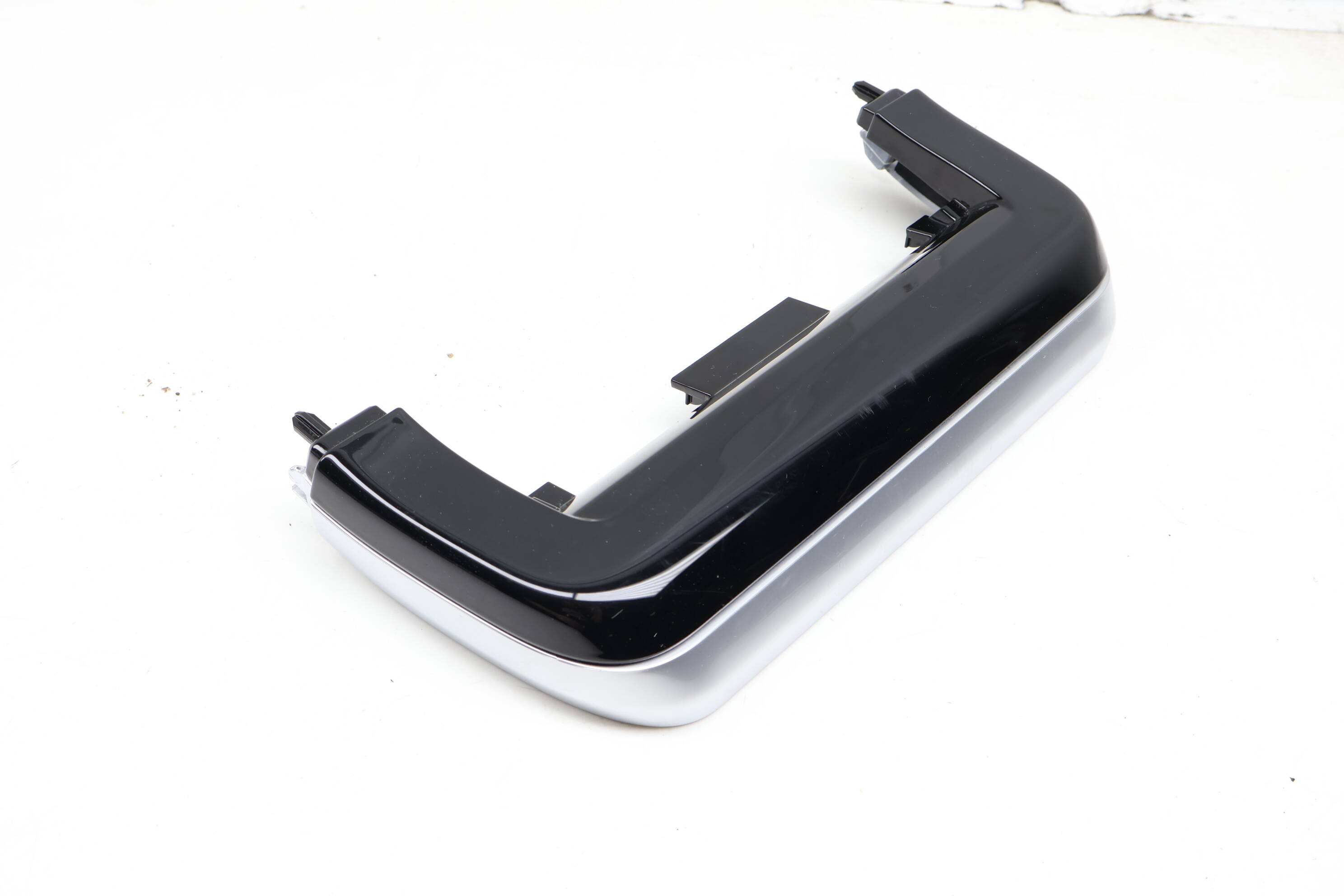 Center Console Trim / Cover J8A204569A