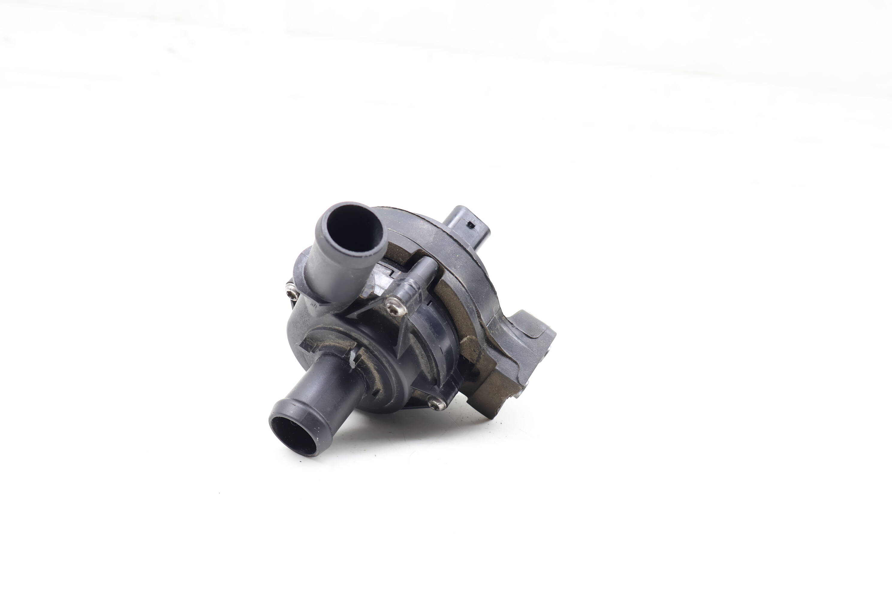 VW Coolant / Water Pump (Atlas, Atlas Cross Sport) 3QF965567 VW Coolant / Water Pump (Atlas, Atlas Cross Sport) 3QF965567