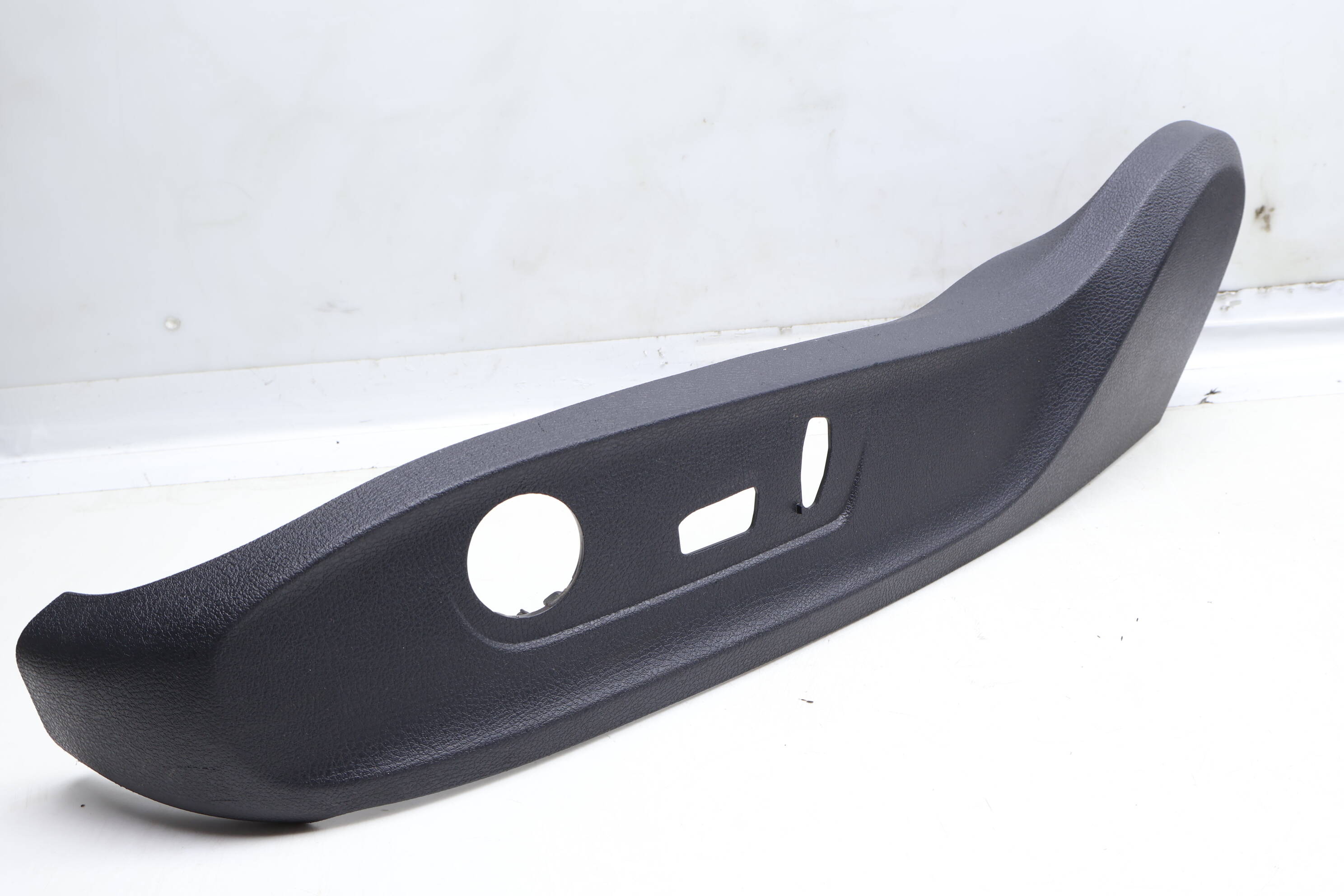 Seat Switch Trim Panel 5C6881317H