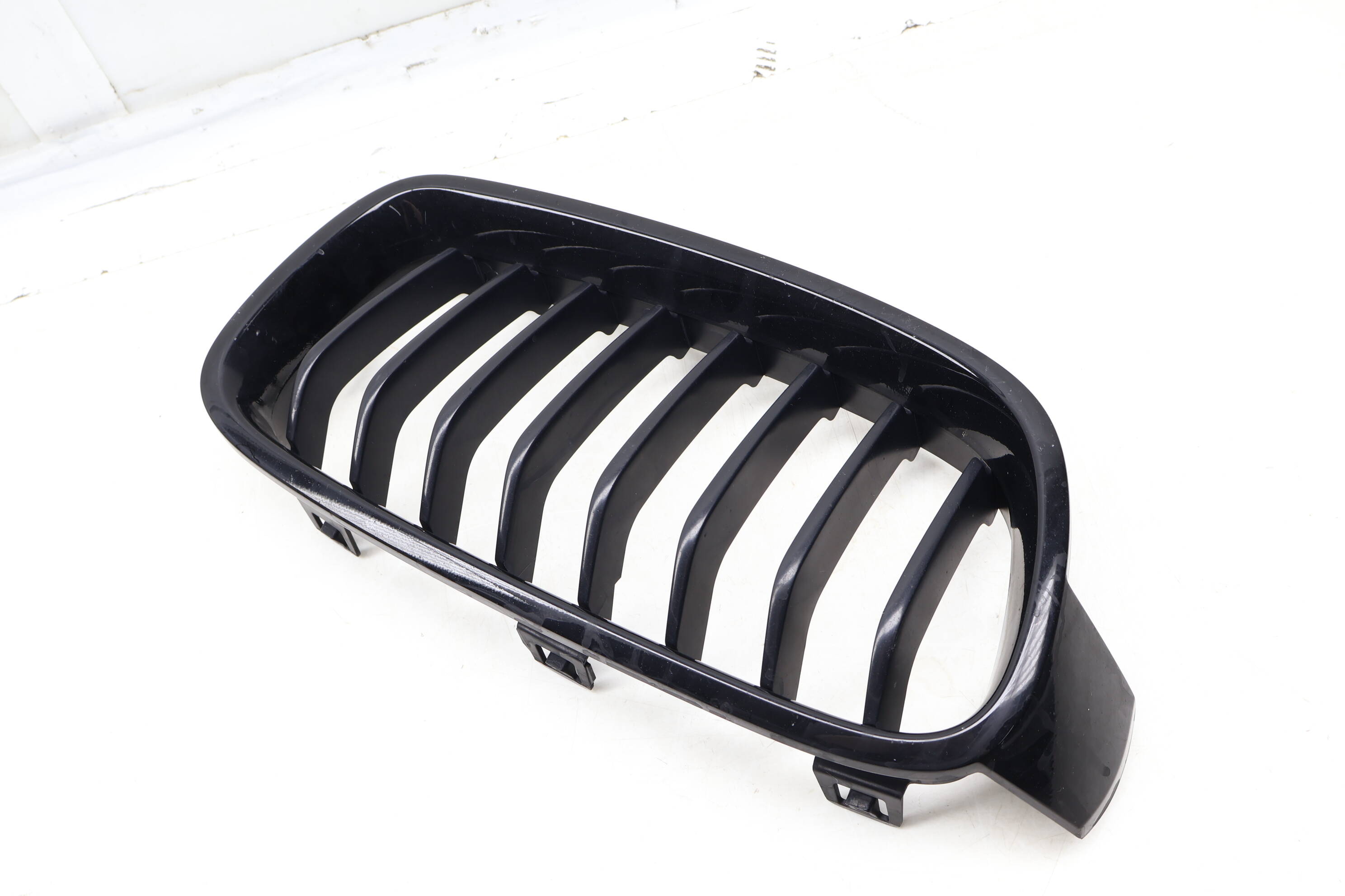 Bumper&#x20;Kidney&#x20;Grille&#x20;51137260498