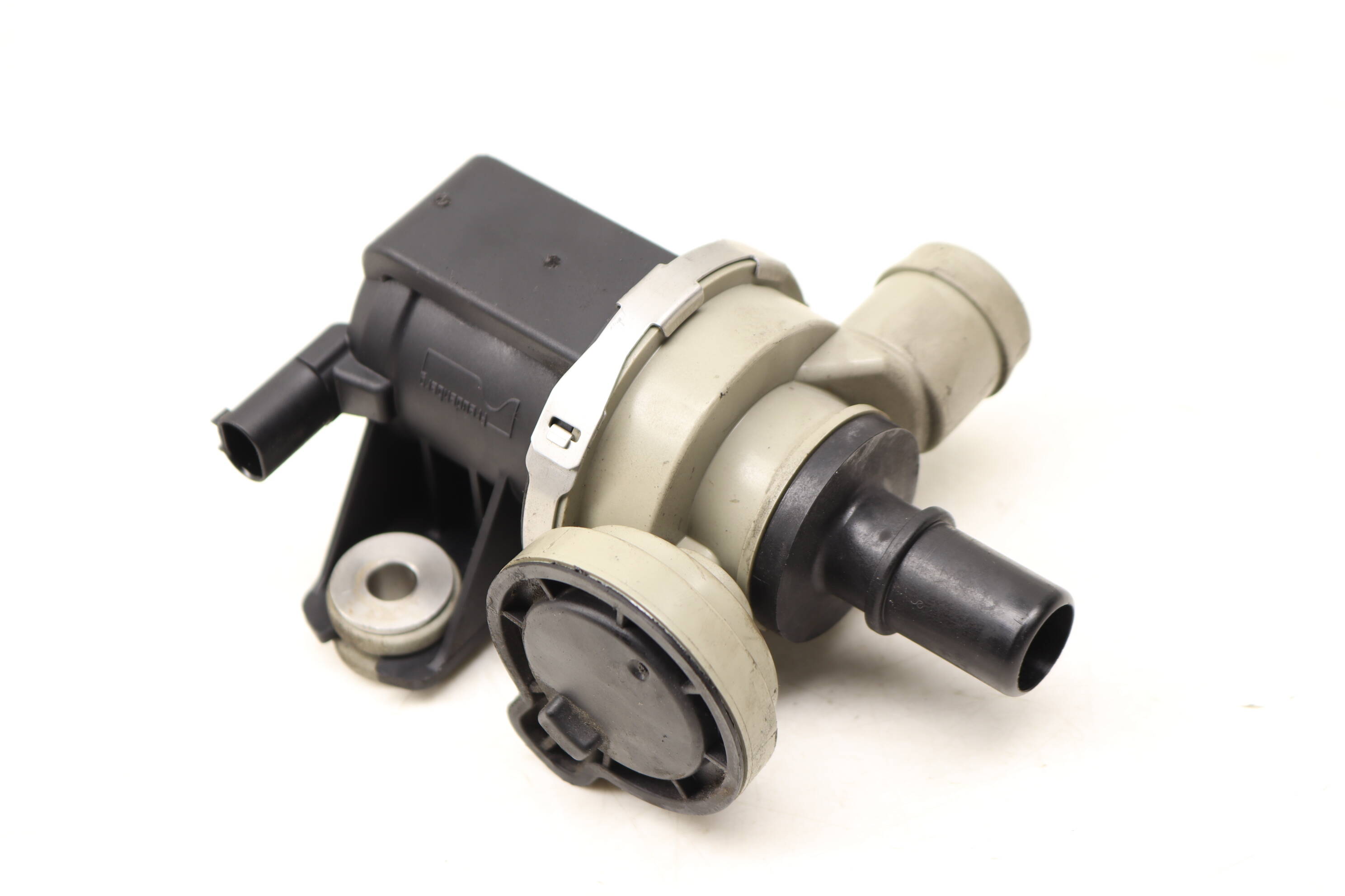 Fuel Insulation Valve 16137303949