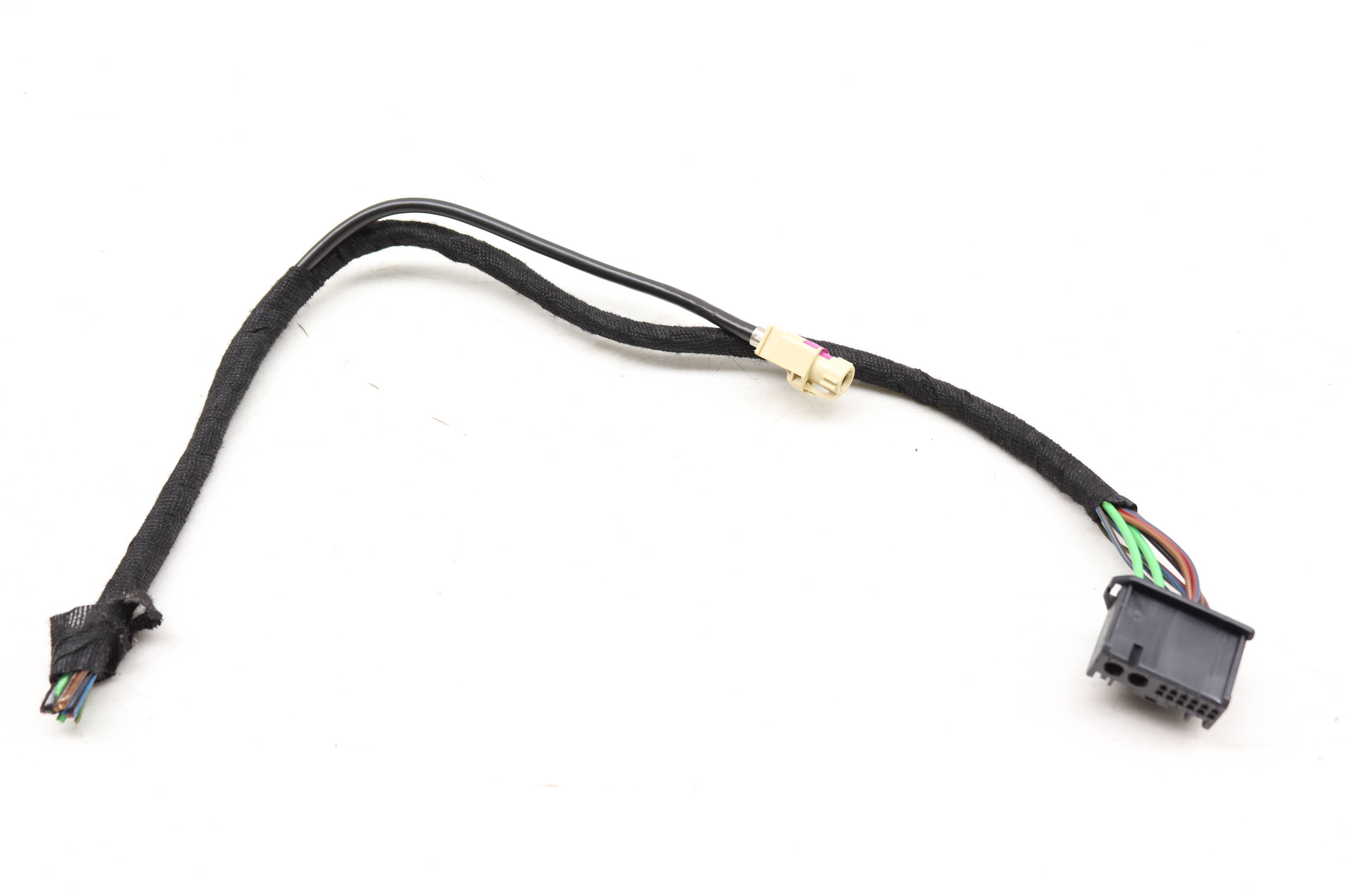 Instrument&#x20;Cluster&#x20;Wiring&#x20;Connector&#x20;&#x2F;&#x20;Pigtail