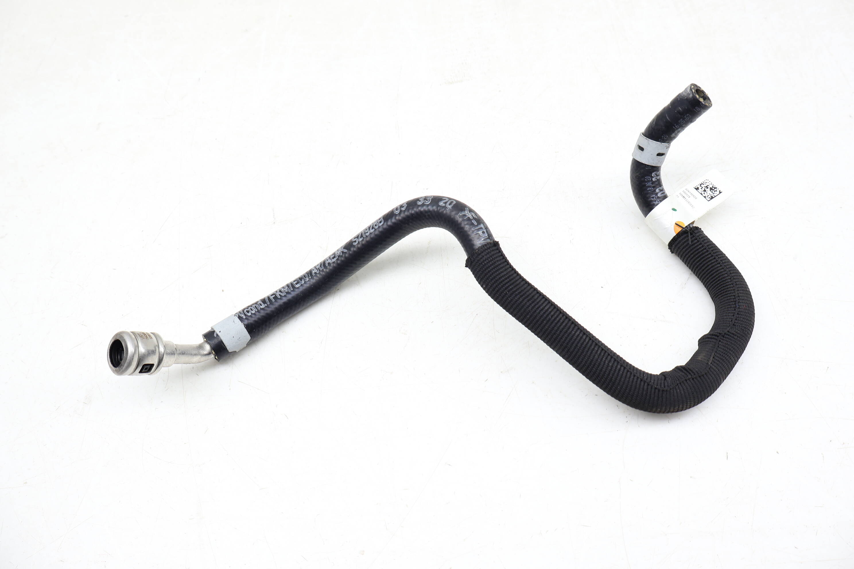 Fuel&#x20;Hose&#x20;&#x2F;&#x20;Line&#x20;06M133986AC