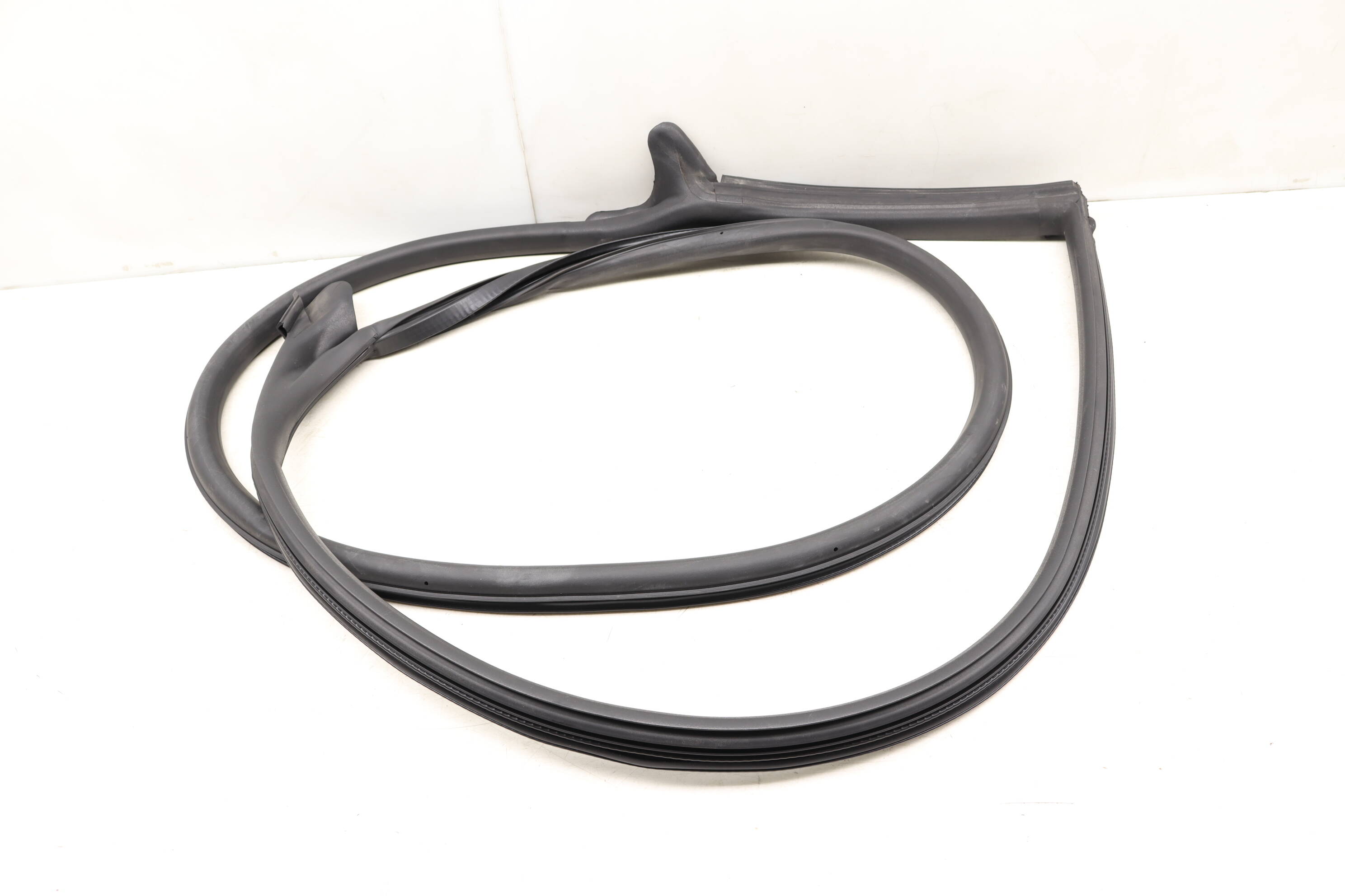 Inner Door Seal / Weather Stripping 8W6831708D