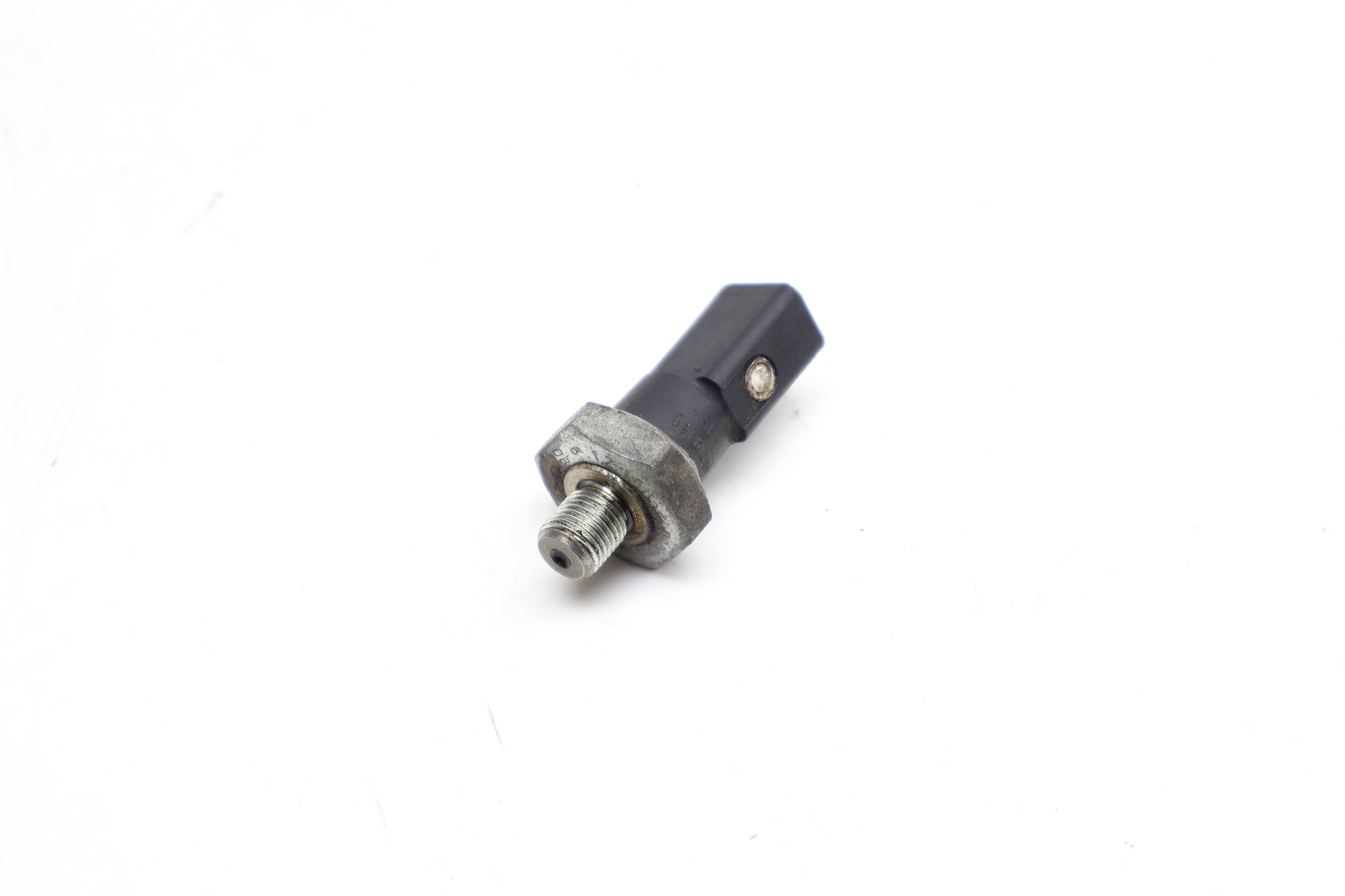 Engine Oil Pressure Sensor / Switch 06D919081B