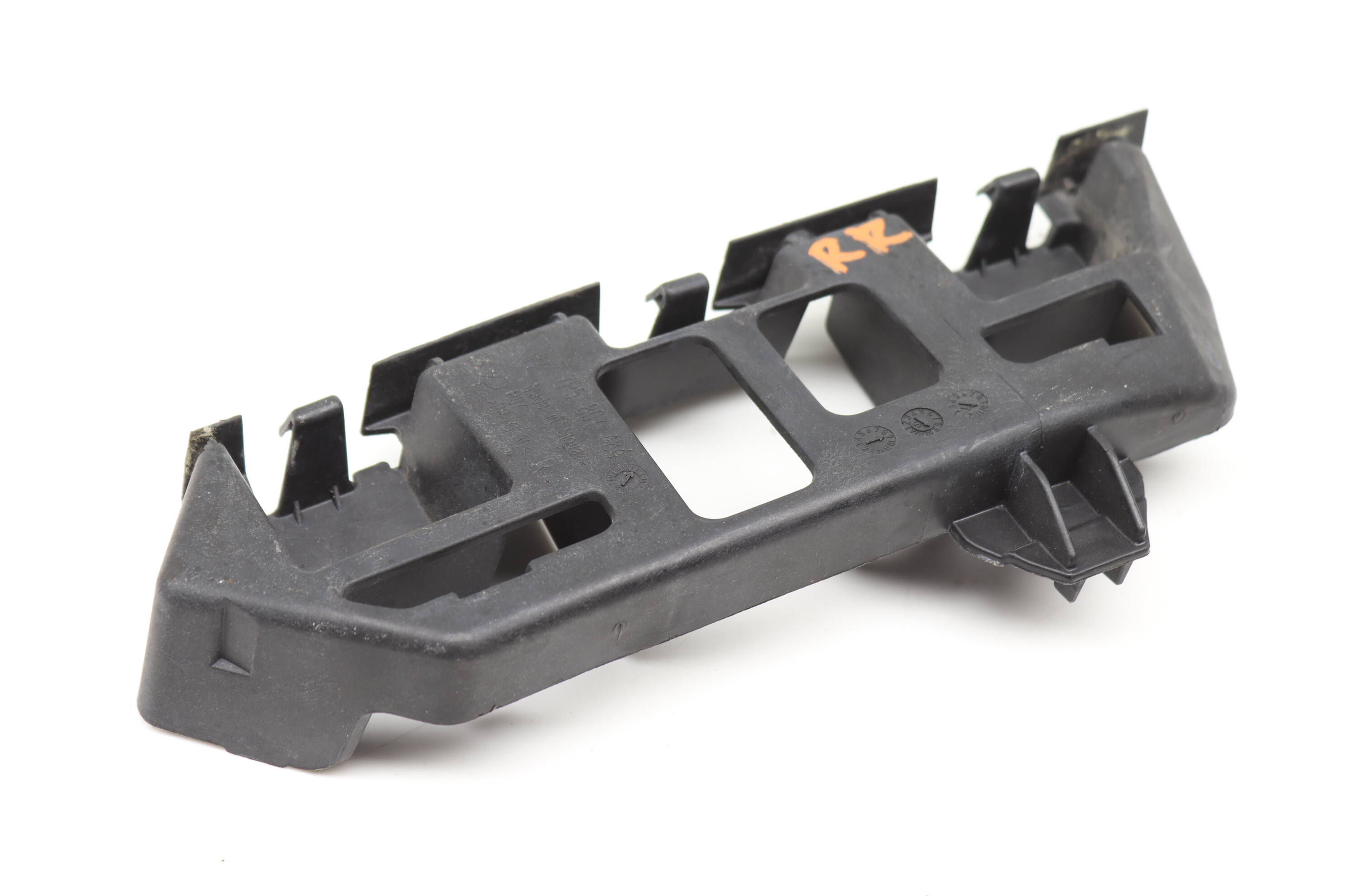 Bumper Guide / Bracket 7P5807484A 95850548401