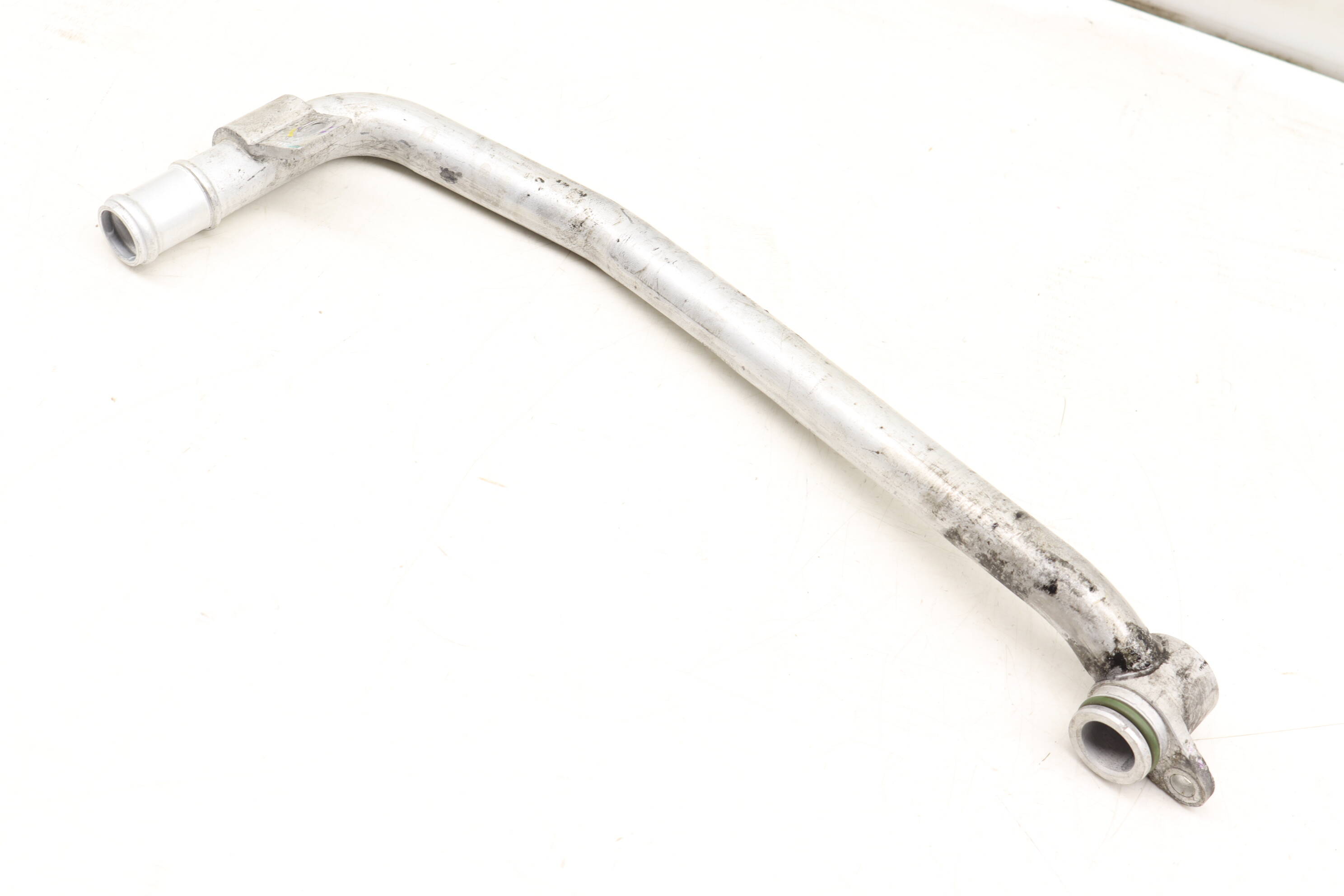 Coolant Pipe / Line / Tube 059121075DJ 95810637500