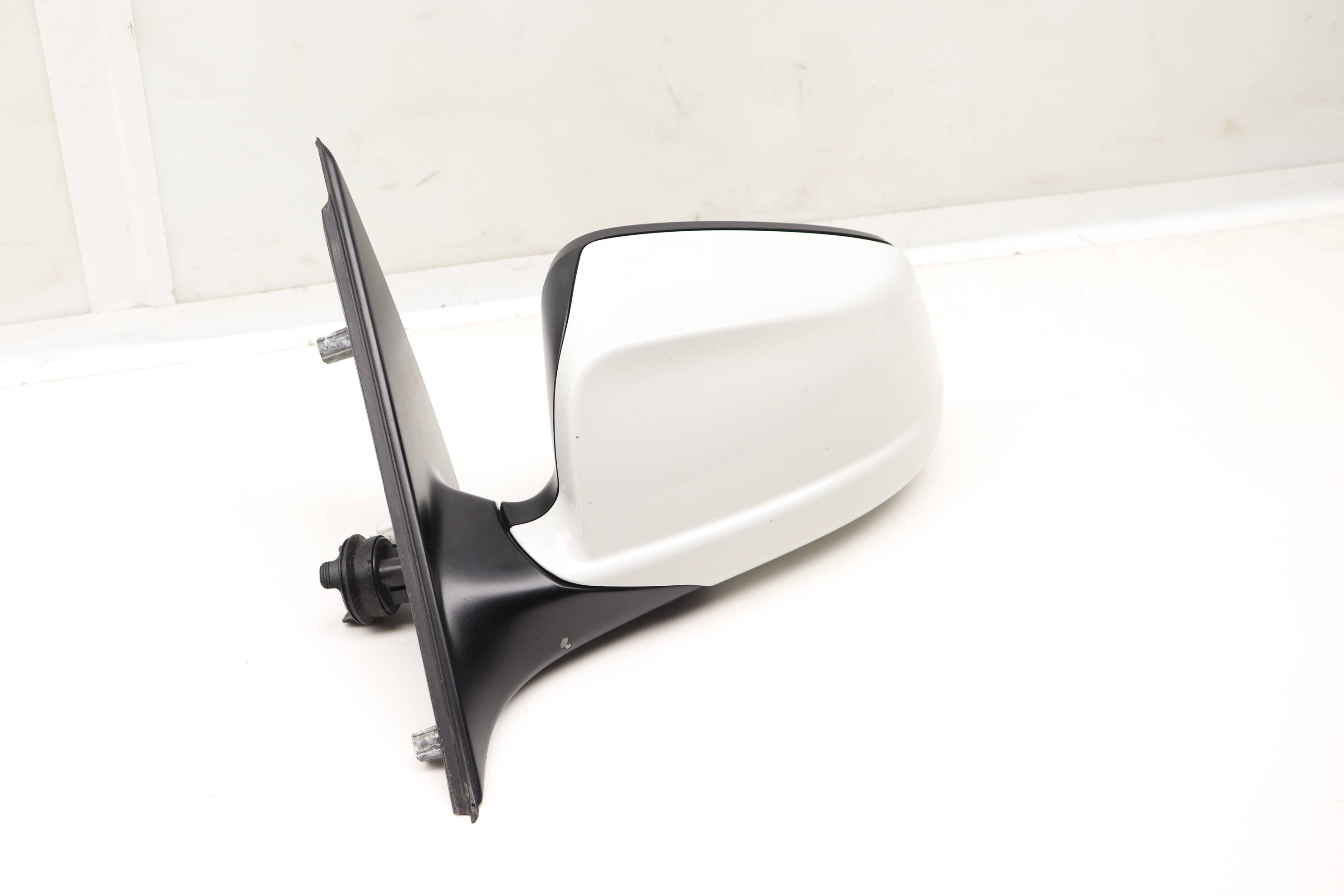 BMW Left Side View Door Mirror 51167321811