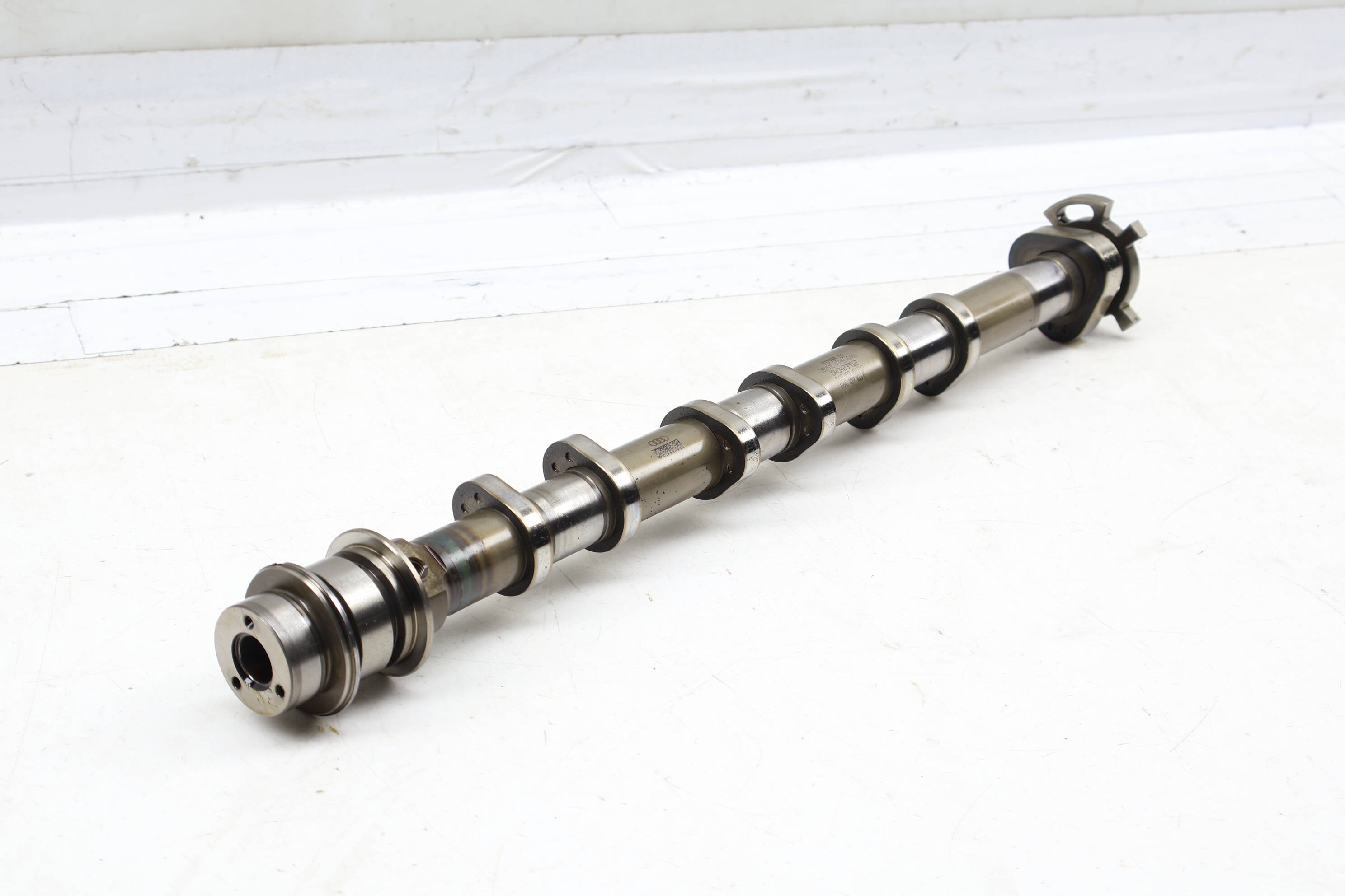 Intake Cam / Camshaft 06E109101BG 95810504100