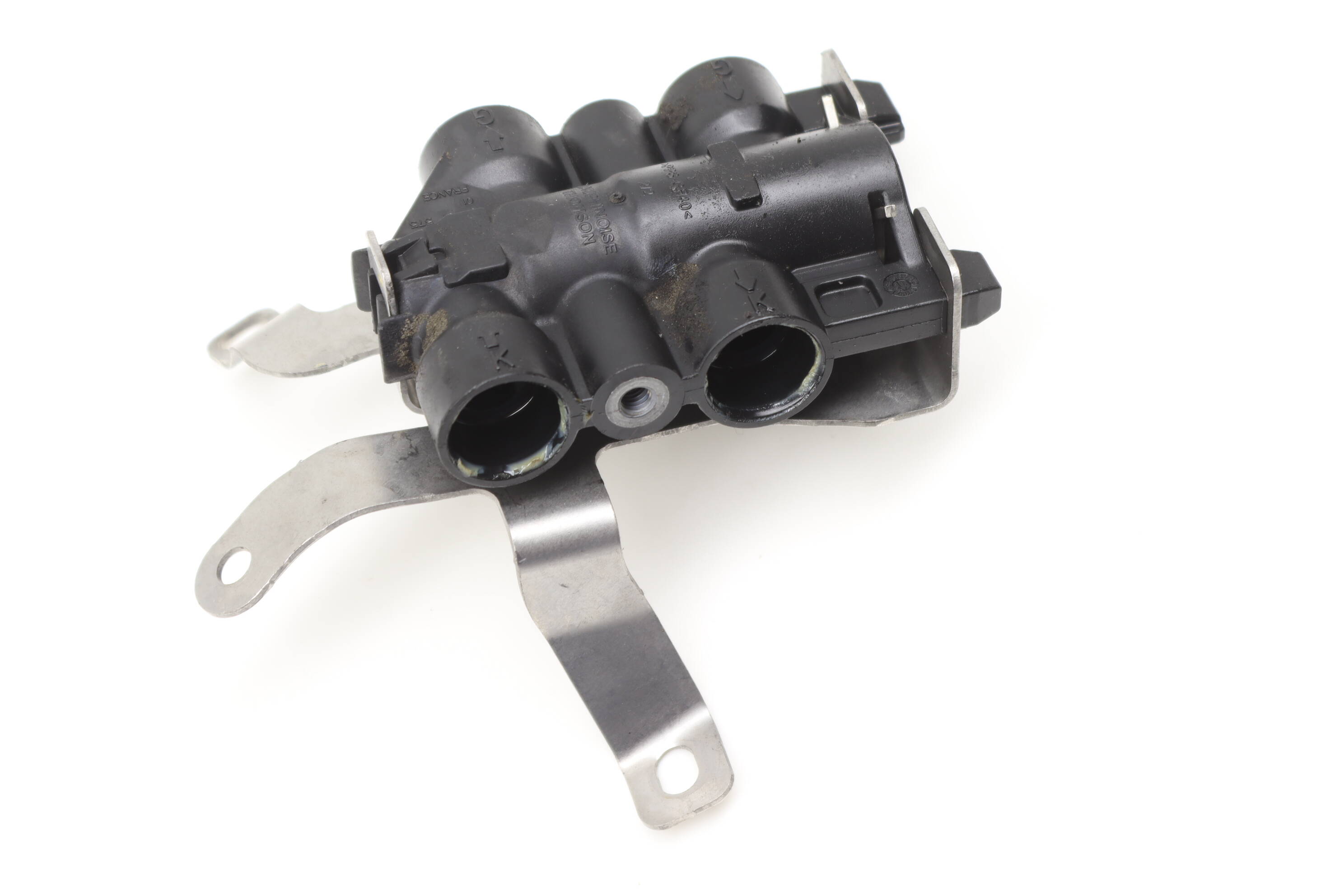 Thermostat W/ Bracket 17228481575