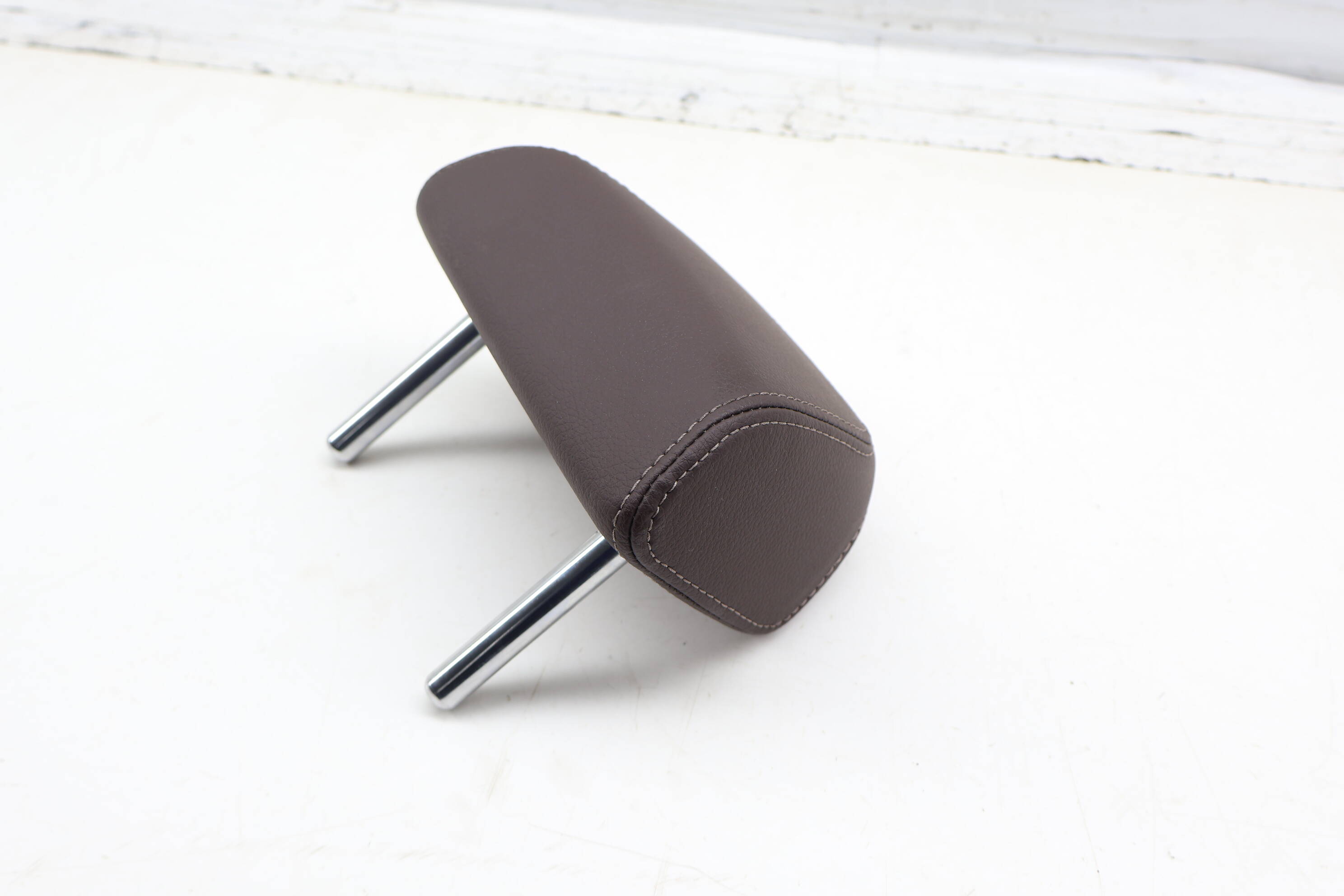 Headrest / Head Rest (Center) 52207349402