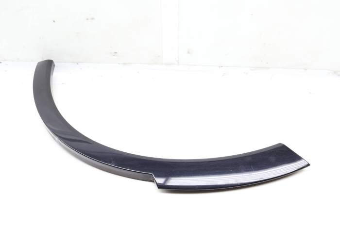 Wheel Fender Flare Trim / Molding (Front) 7P5853828G 95855982850 main product photo