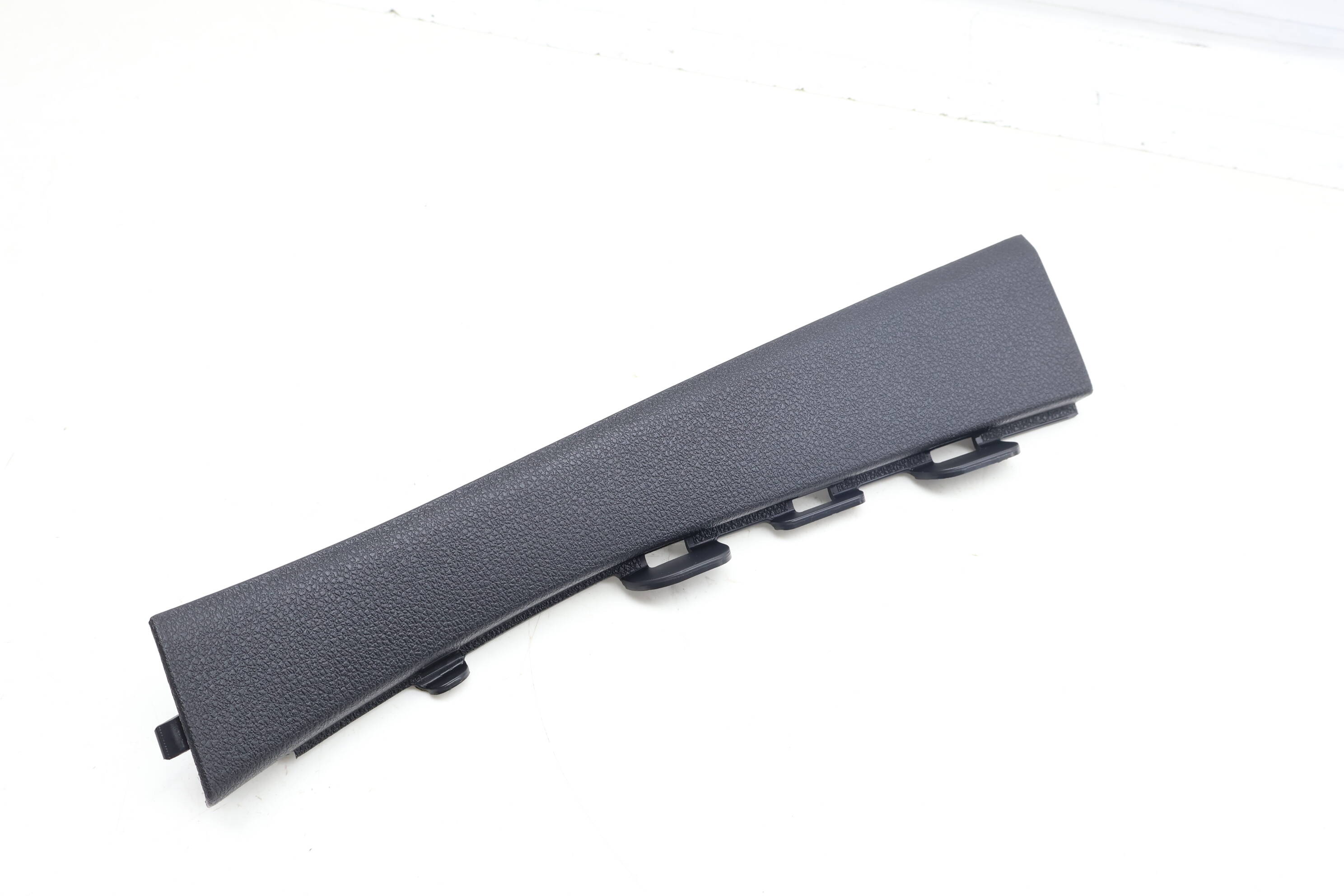 Center A Pillar Trim / Lining 4M8868204