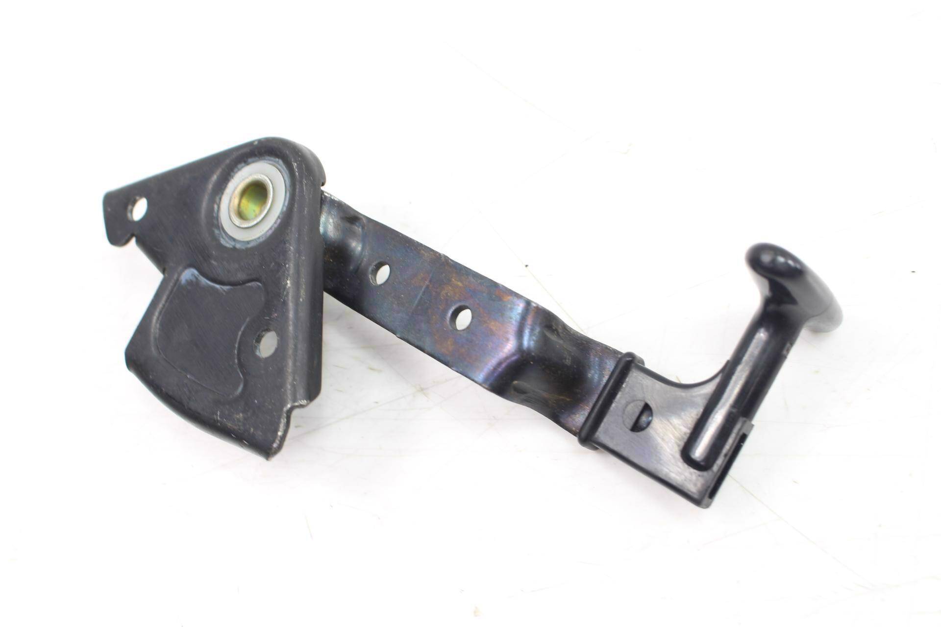 Hood Latch Release Lever / Handle 4B1823531
