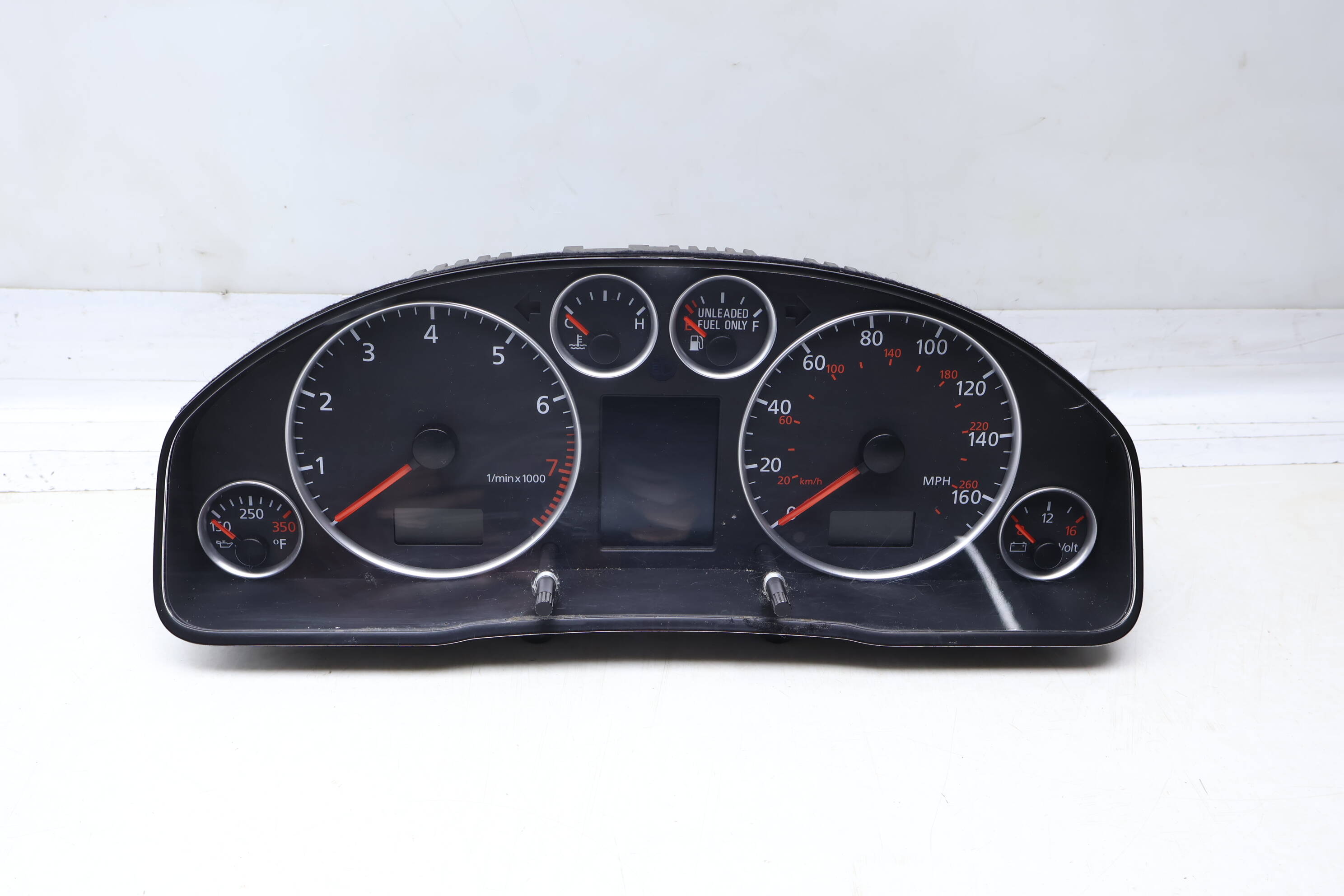 Instrument Cluster / Speedometer 4Z7920980B
