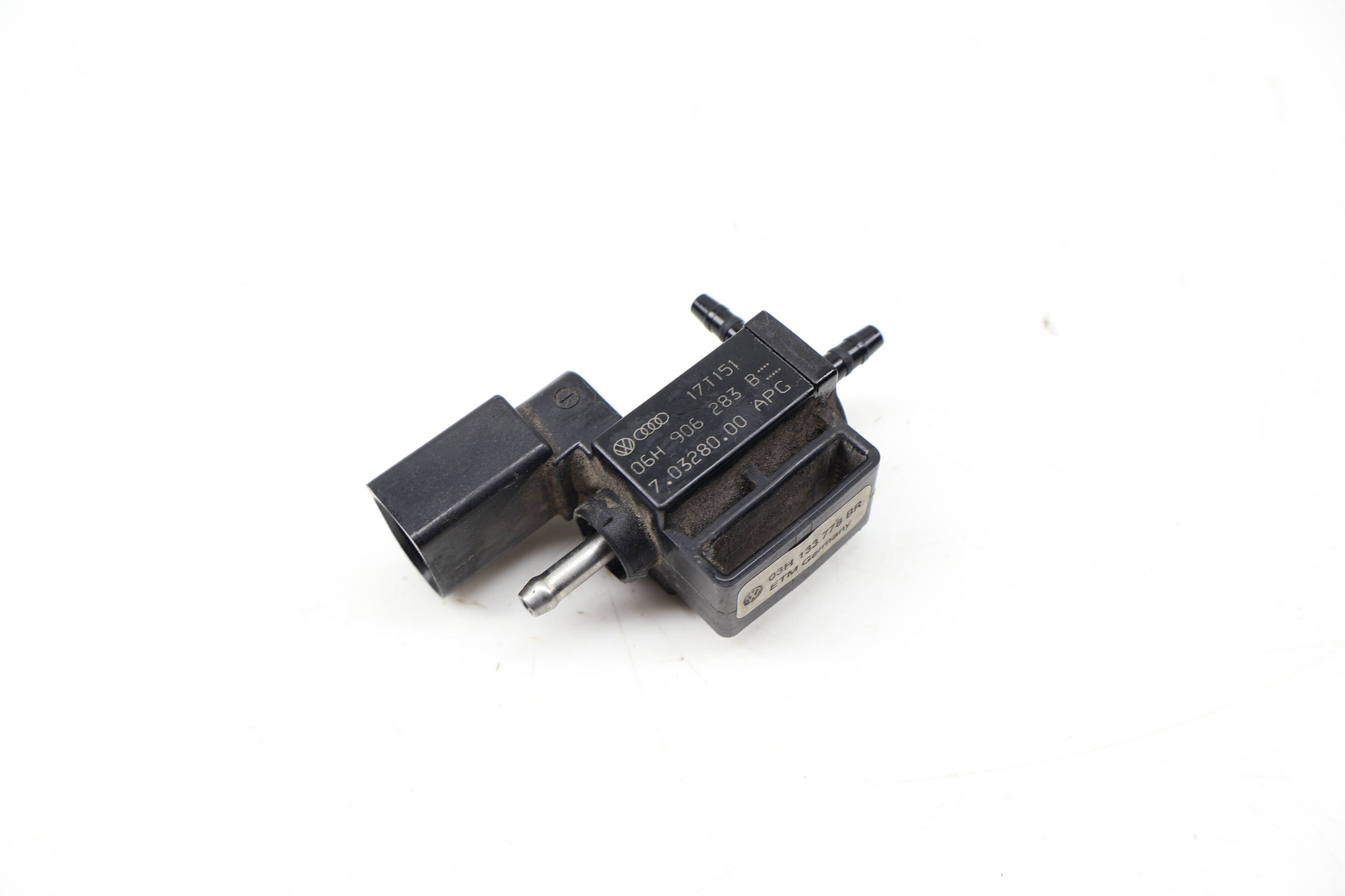 Solenoid Valve 06H906283B