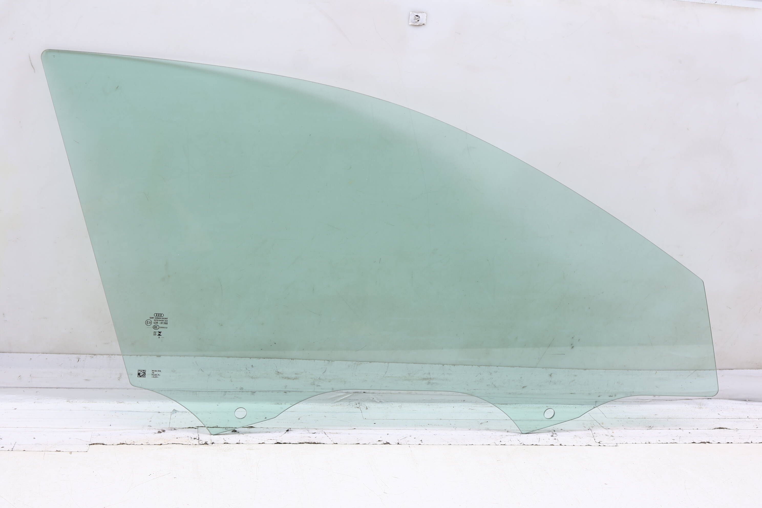 Door Window Glass 8Y0845202A