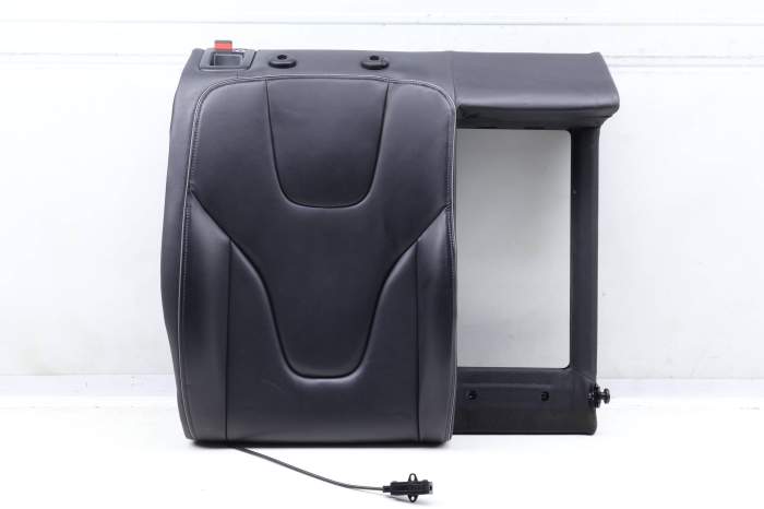 Upper Seat Backrest Cushion (Leather) 8T0885806BG main product photo