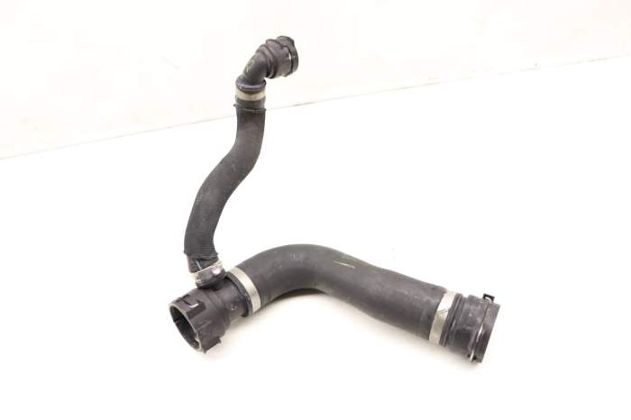 Upper Radiator Coolant Hose / Line 17127586774 main product photo