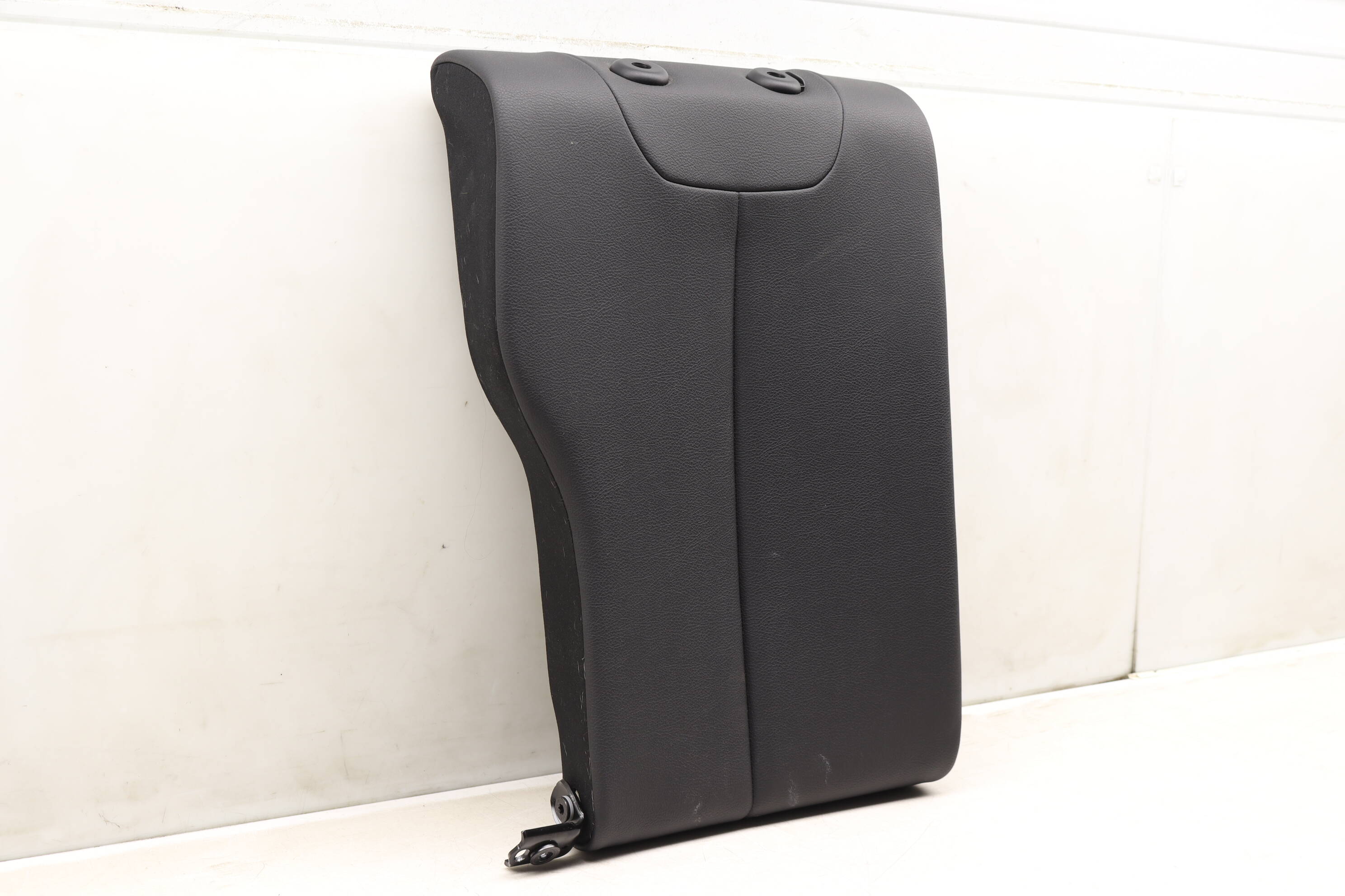 Upper&#x20;Seat&#x20;Backrest&#x20;Cushion&#x20;Assembly&#x20;52207348866