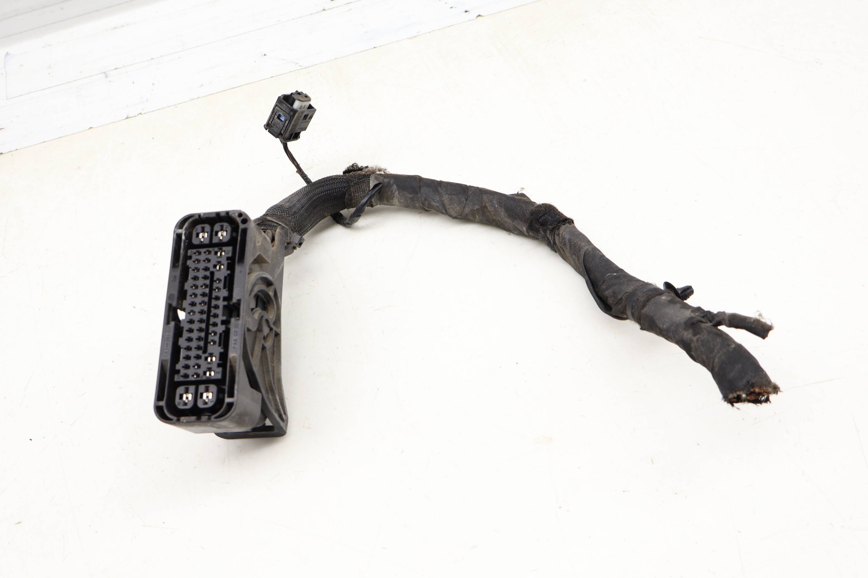 Abs Pump / Module Wiring Connector Pigtail 34519357666
