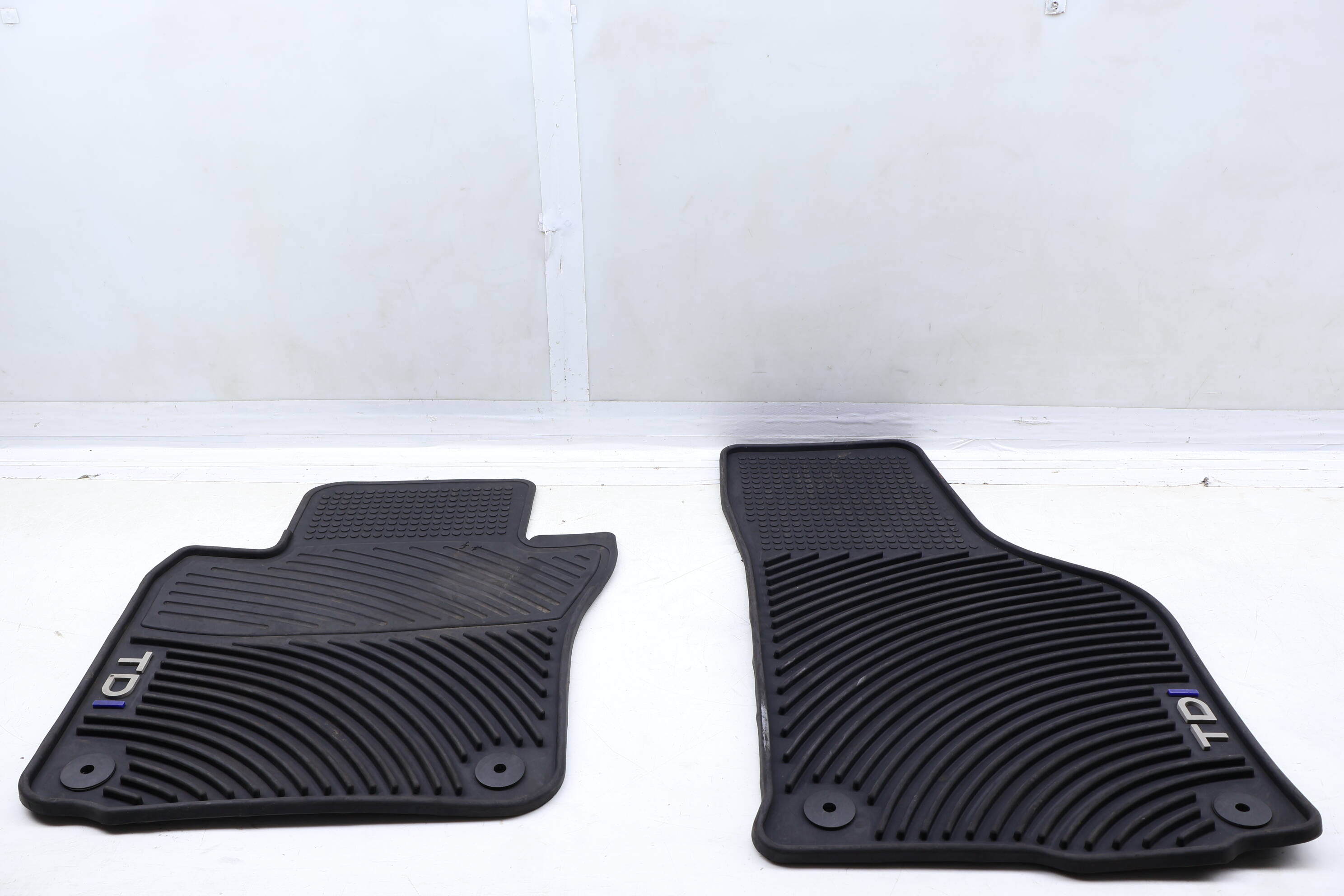 Rubber Floor Mat Set (Tdi) 1KM061550B
