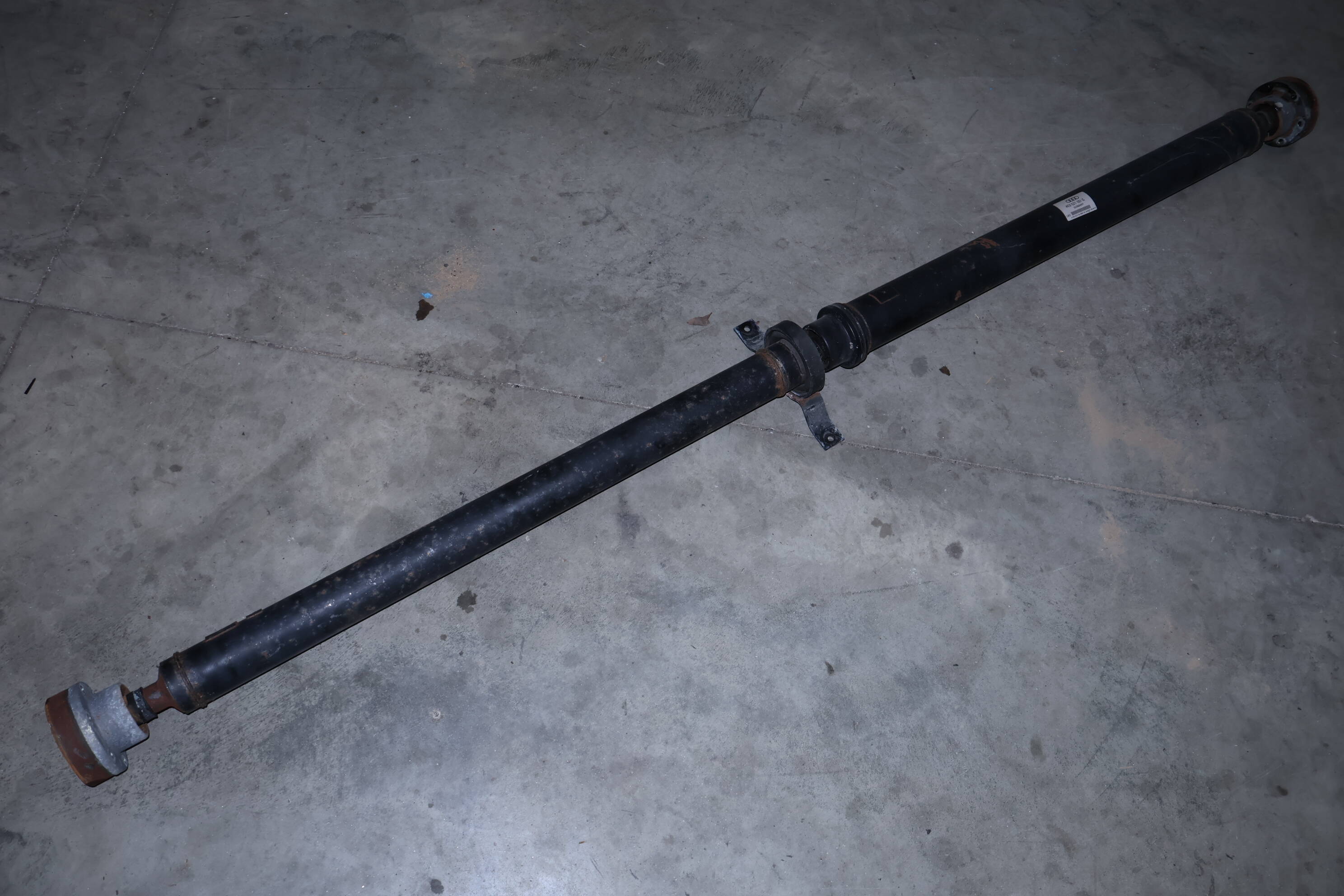 Driveshaft / Propeller Shaft 4E0521101G