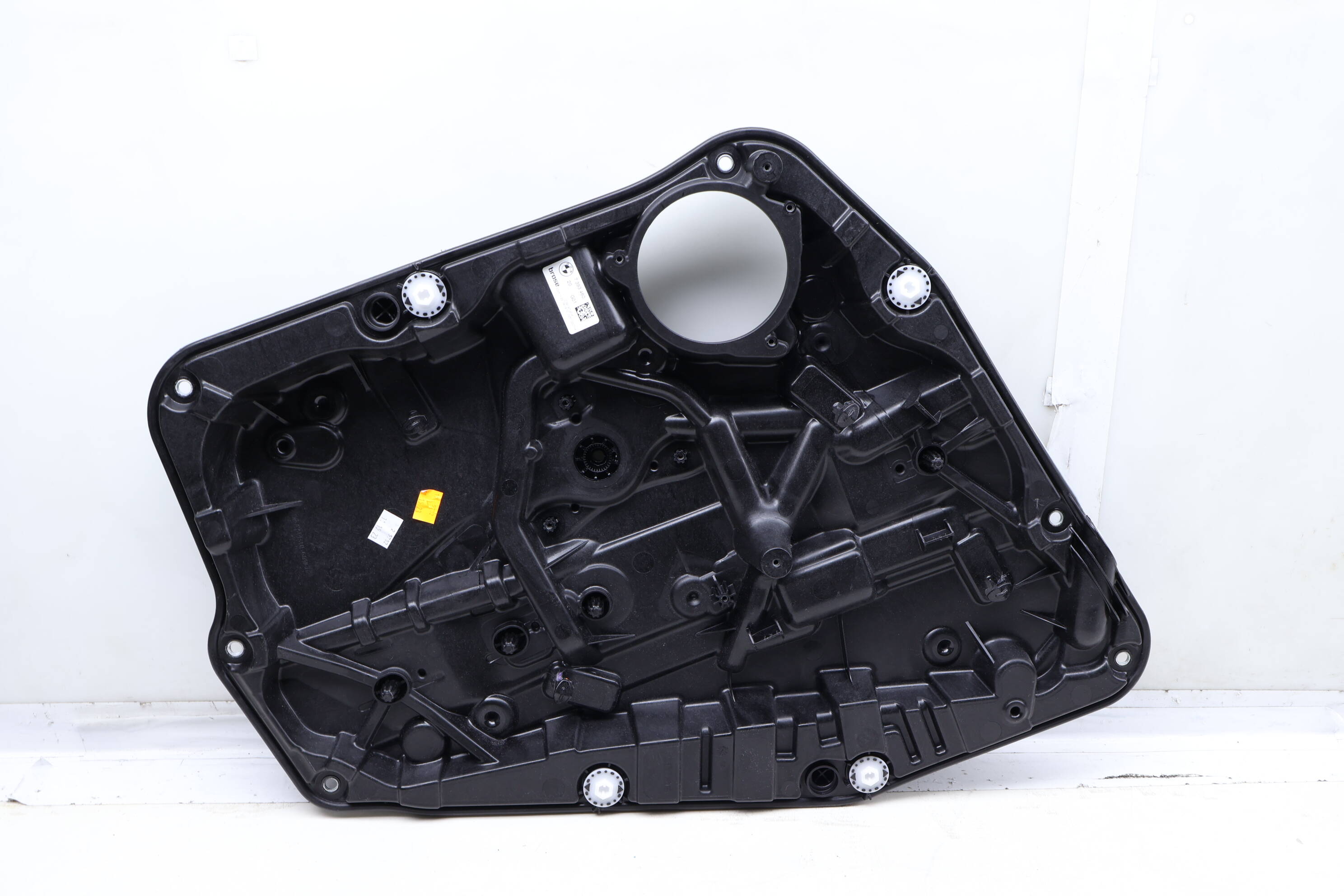 Door Panel / Window Regulator Assembly 7393460