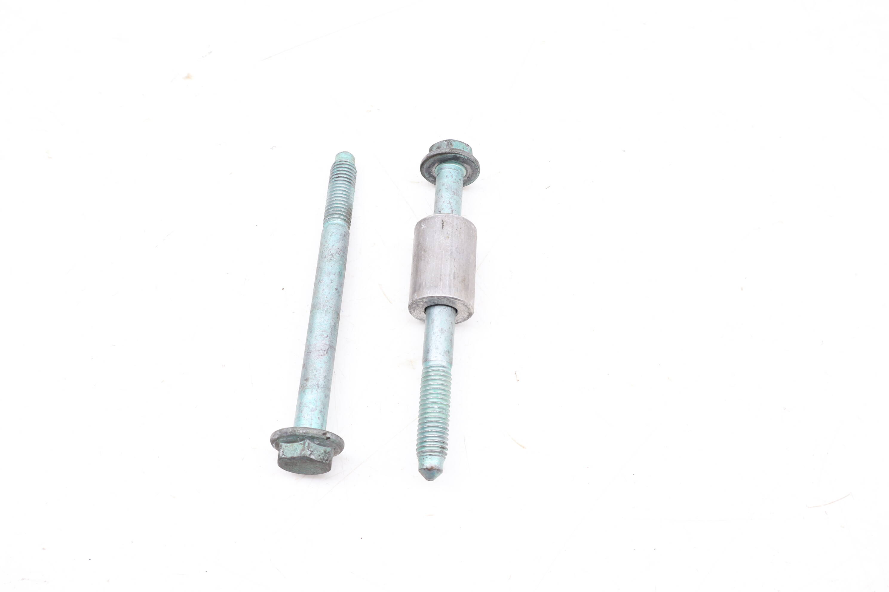 Ac Compressor Screw / Bolt Set (2)