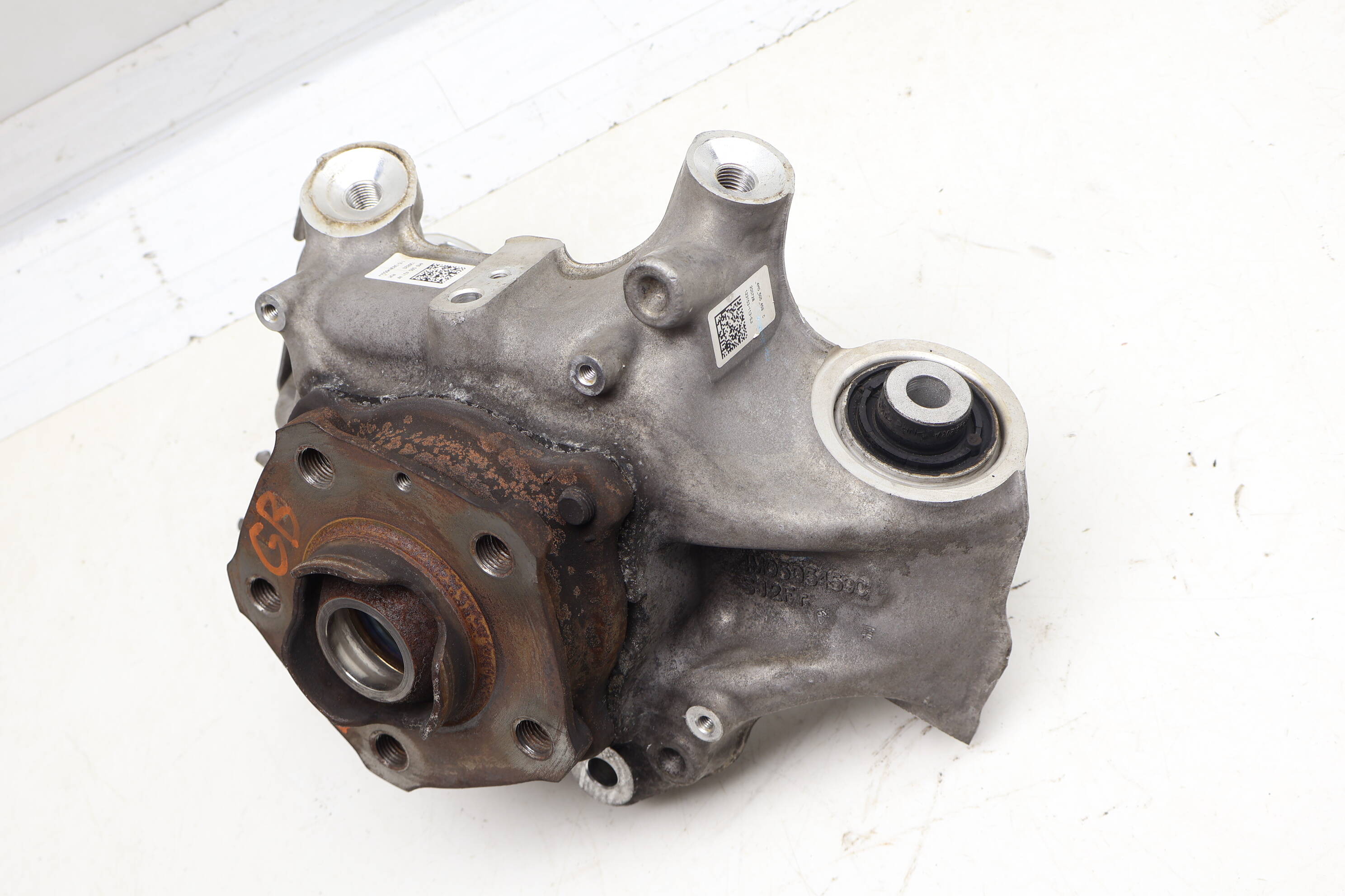 Spindle Knuckle W/ Wheel Bearing 4M0505459C