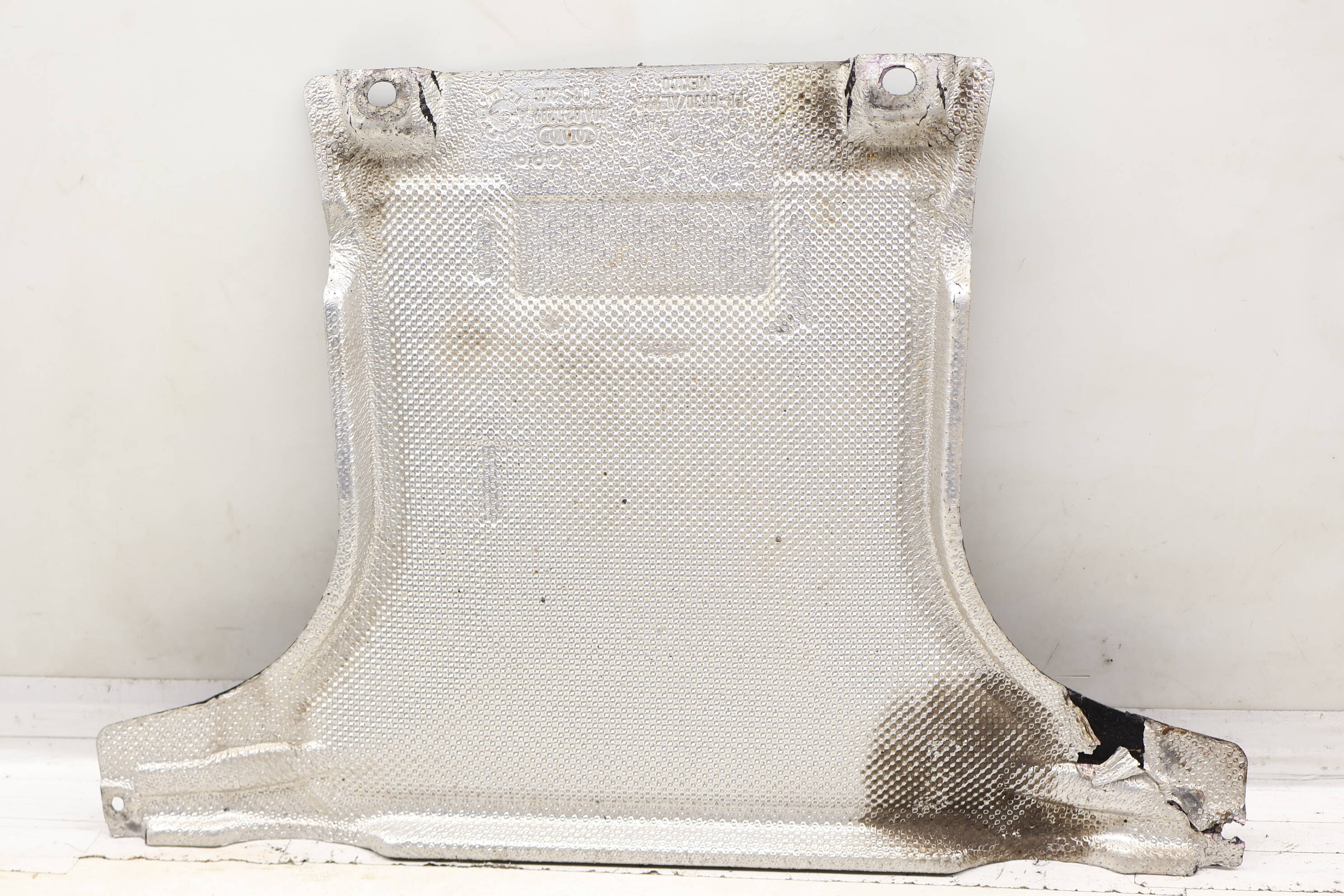 Underbody Shield Panel / Liner (Center) 80A825209D