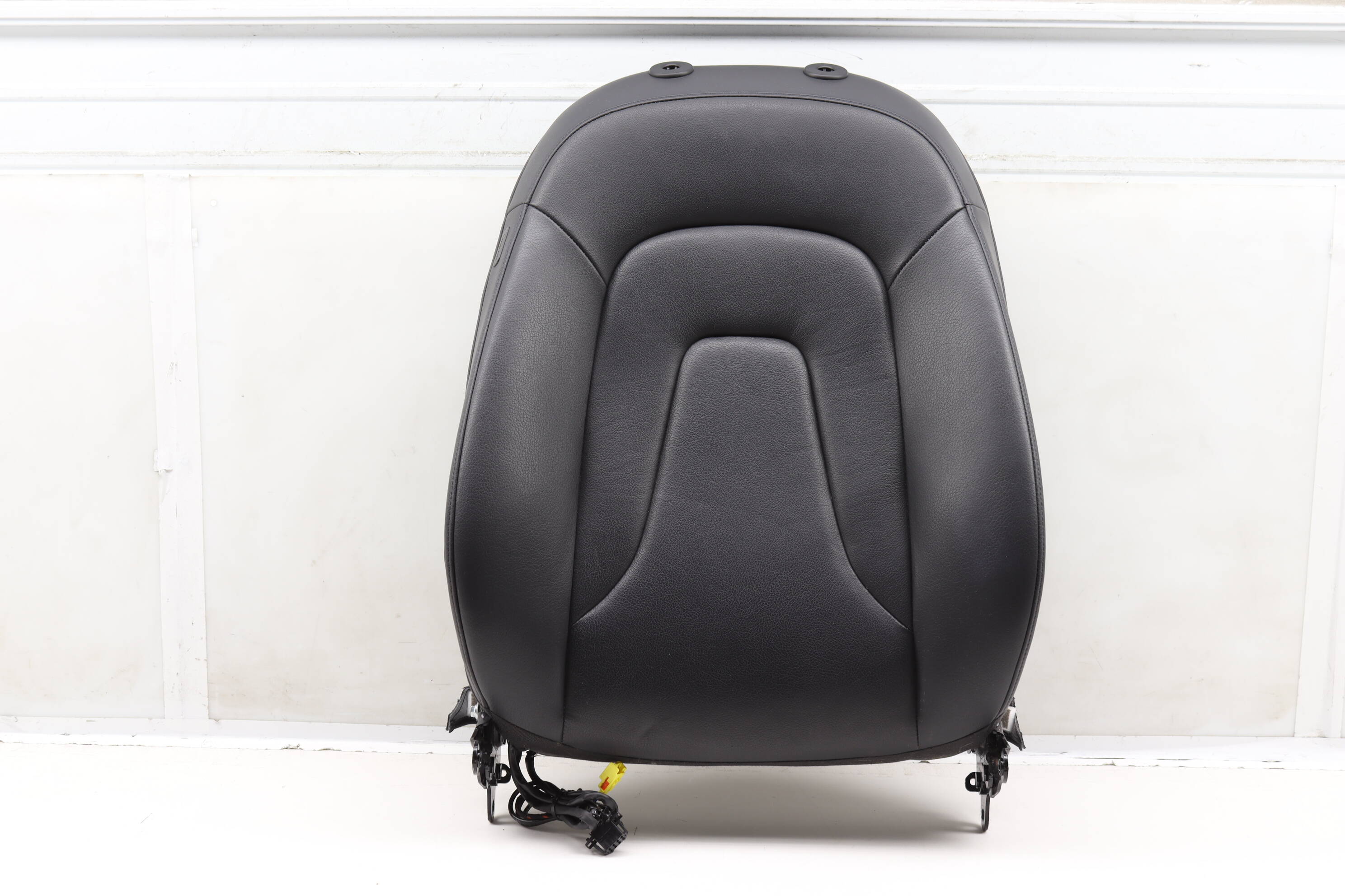 Upper Seat Backrest Cushion Assembly 8K0881806E