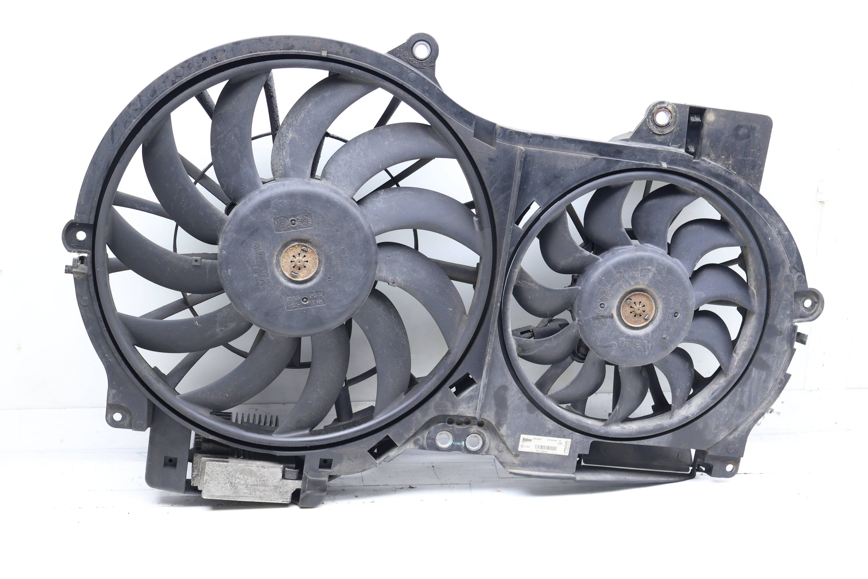 Radiator Electric Cooling Fan Assembly 4F0121003N