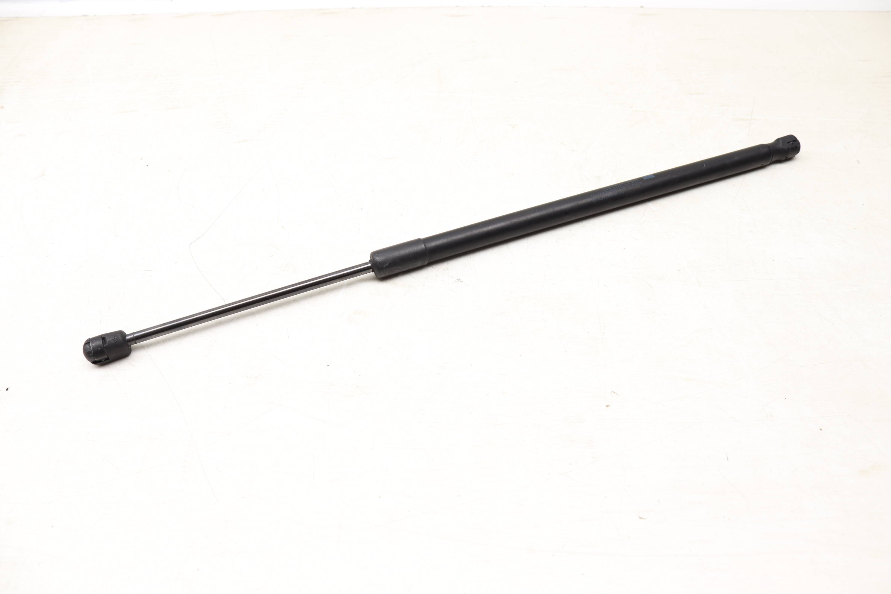 Hood Strut / Shock 2048800029