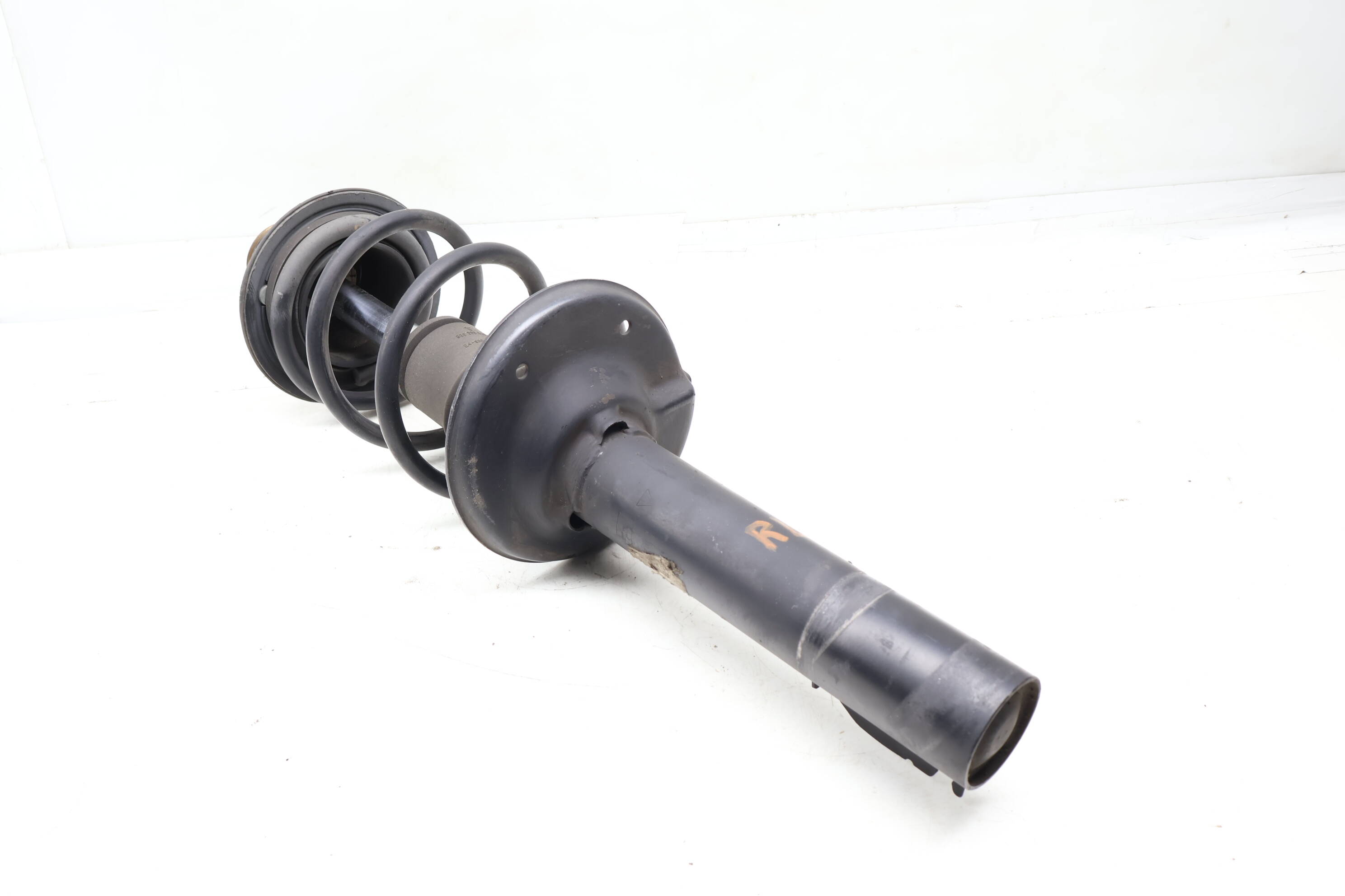 Strut Shock / Spring Assembly 98733305114