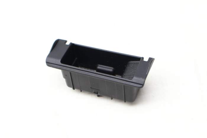 Door Ashtray / Ash Tray Insert 4G8857405 main product photo