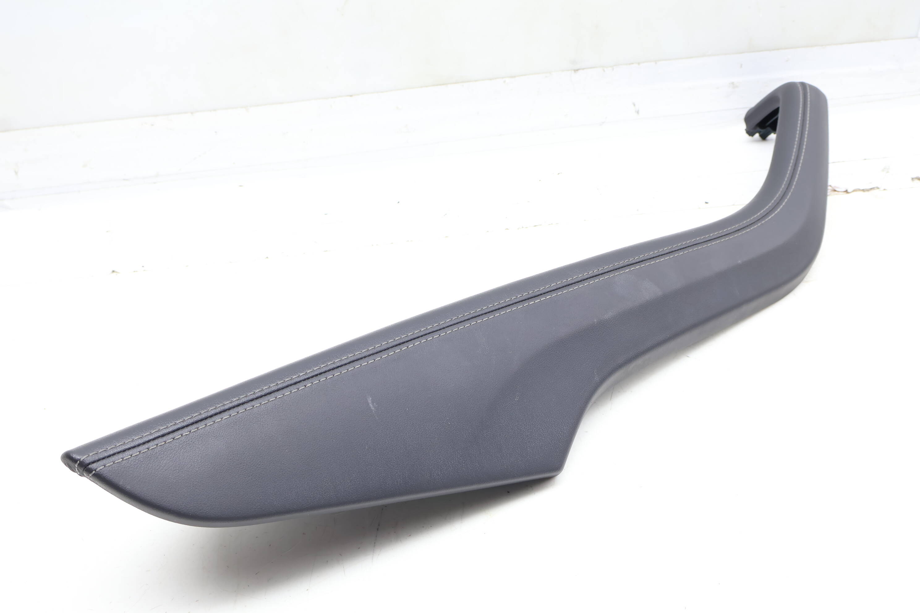 Door Armrest / Arm Rest 8W6867173A