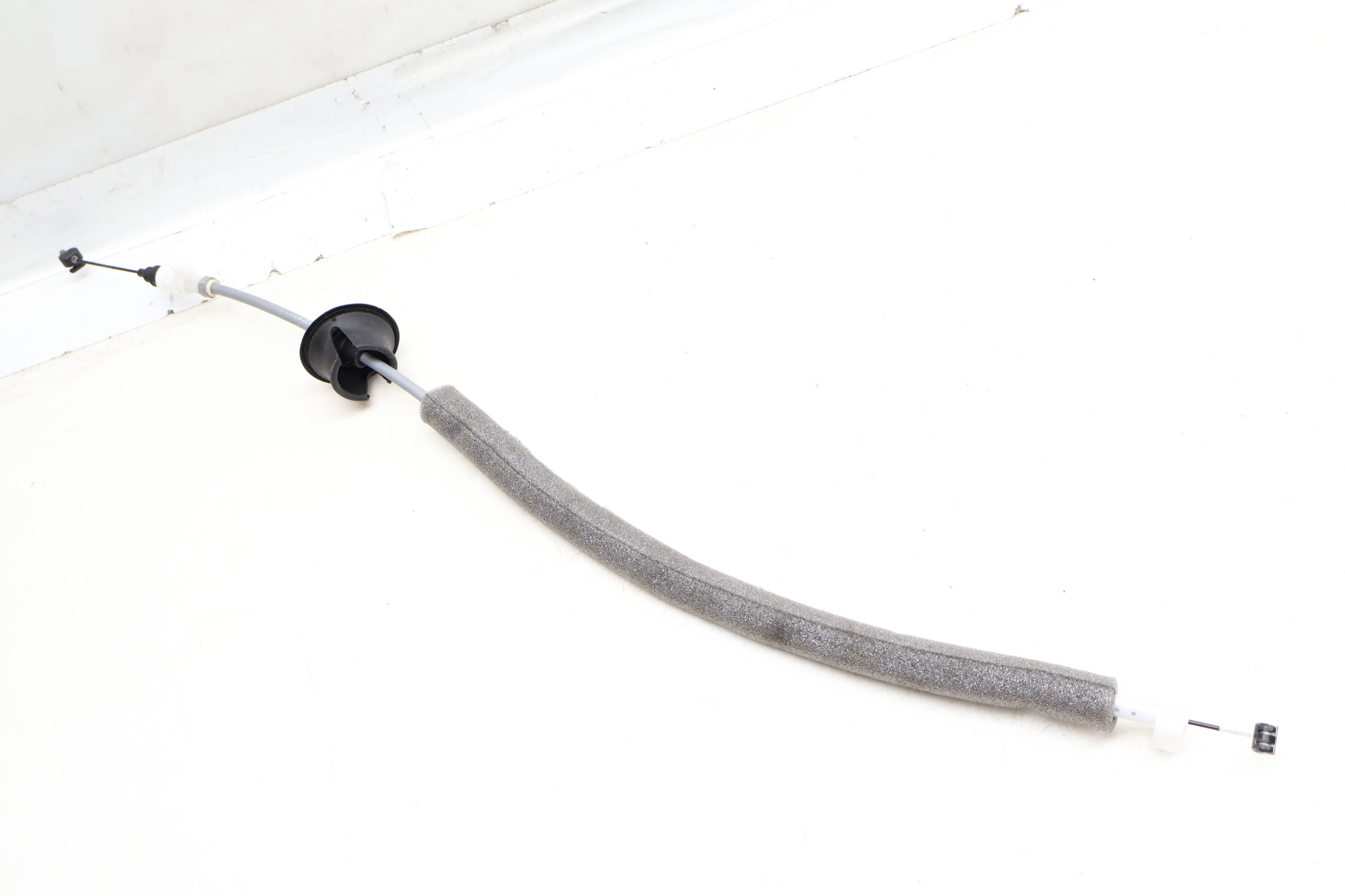 Interior Door Handle Release / Bowden Cable 80A837085B